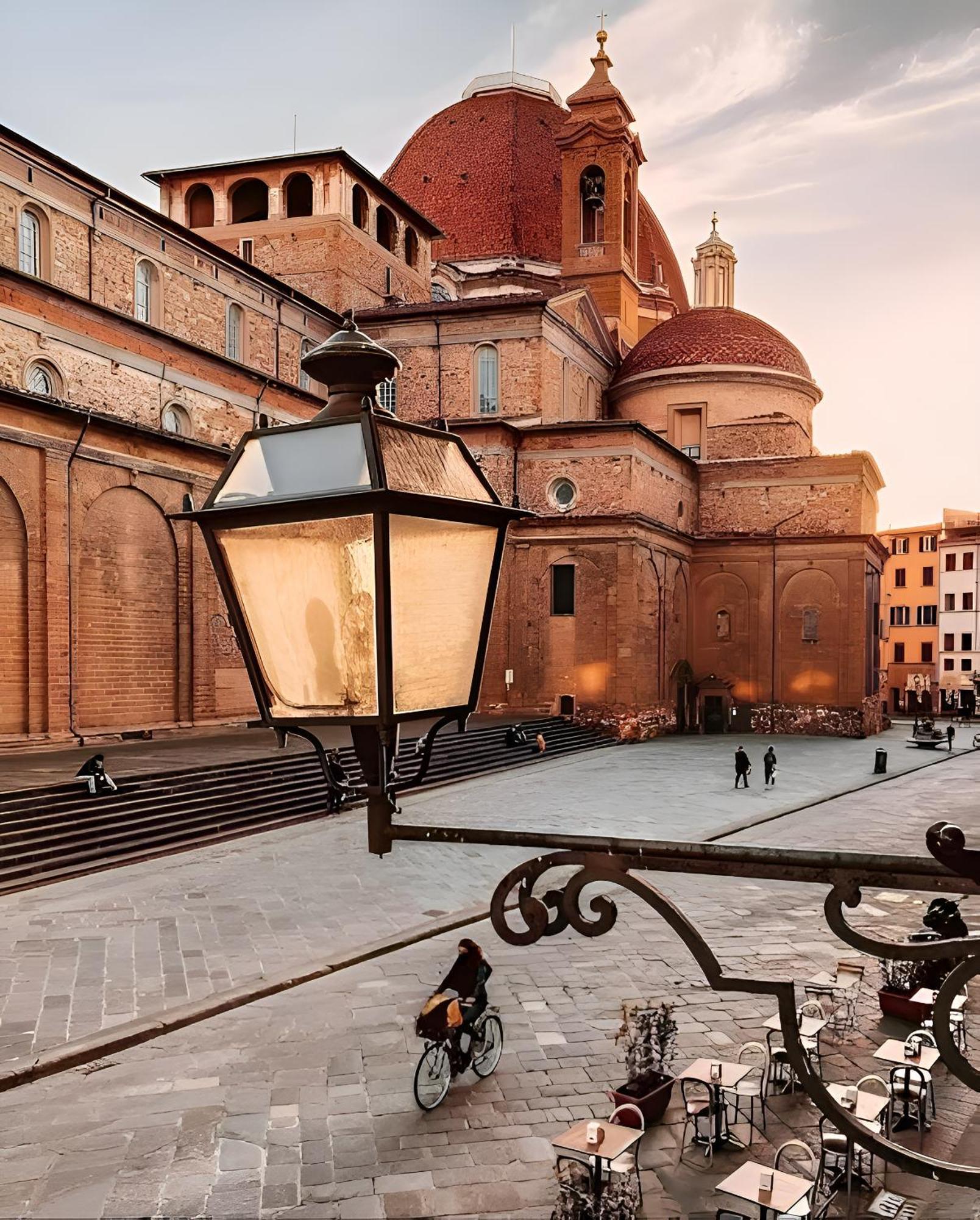 Elegant And Bright Flat Near The Duomo Apartment