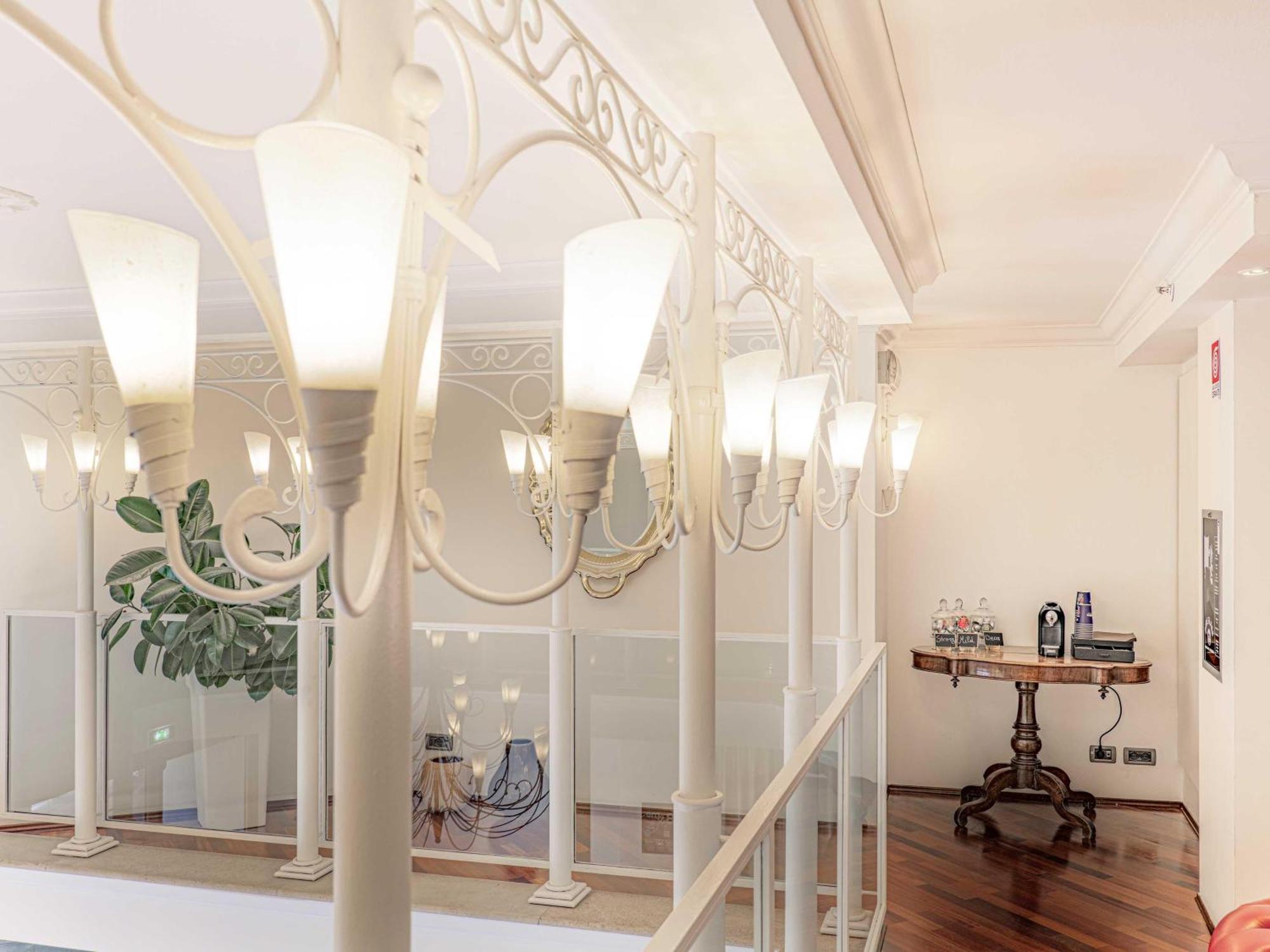 Hotel Laurus Al Duomo 4*