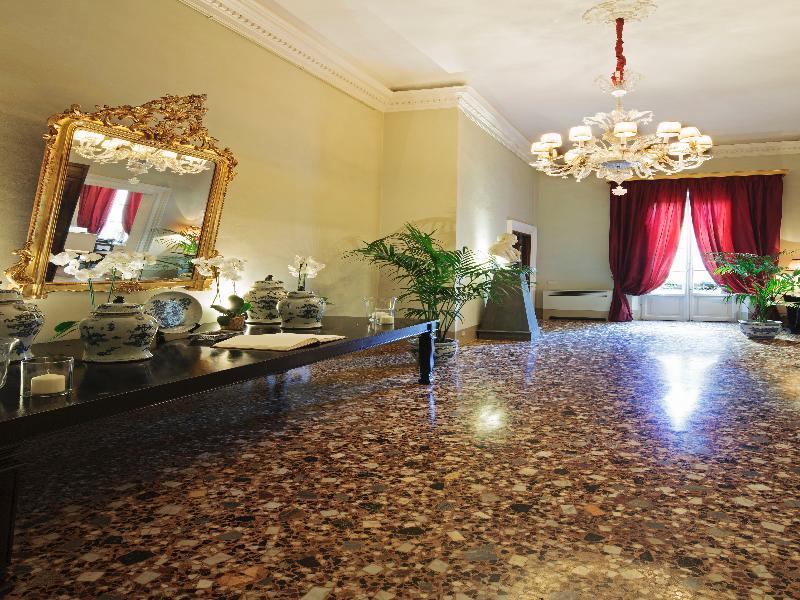 Hotel Al Palazzo Del Marchese Di Camugliano Residenza D'epoca Florence
