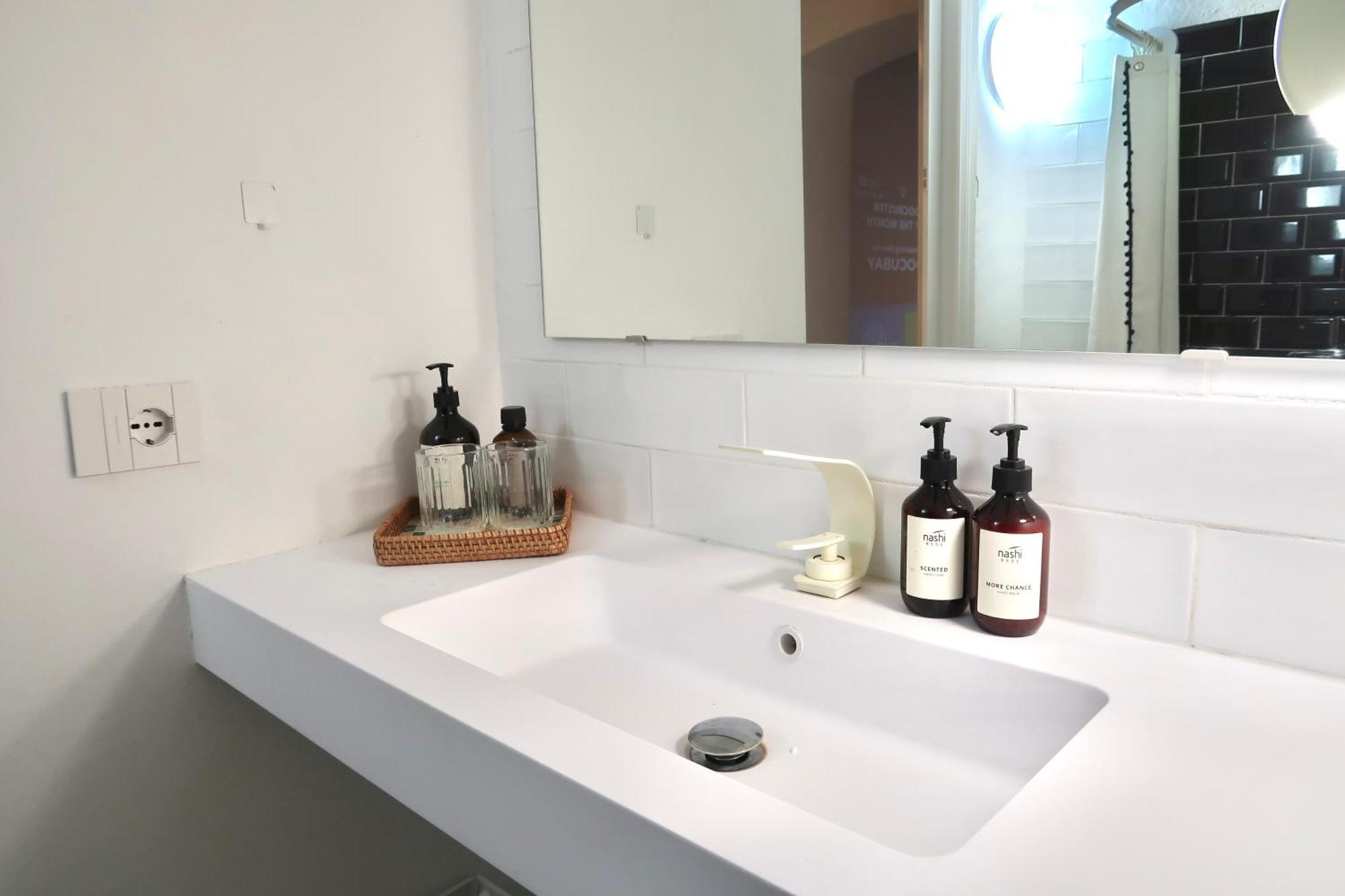 Appartamento 10-min Duomo Flat With Private Garden