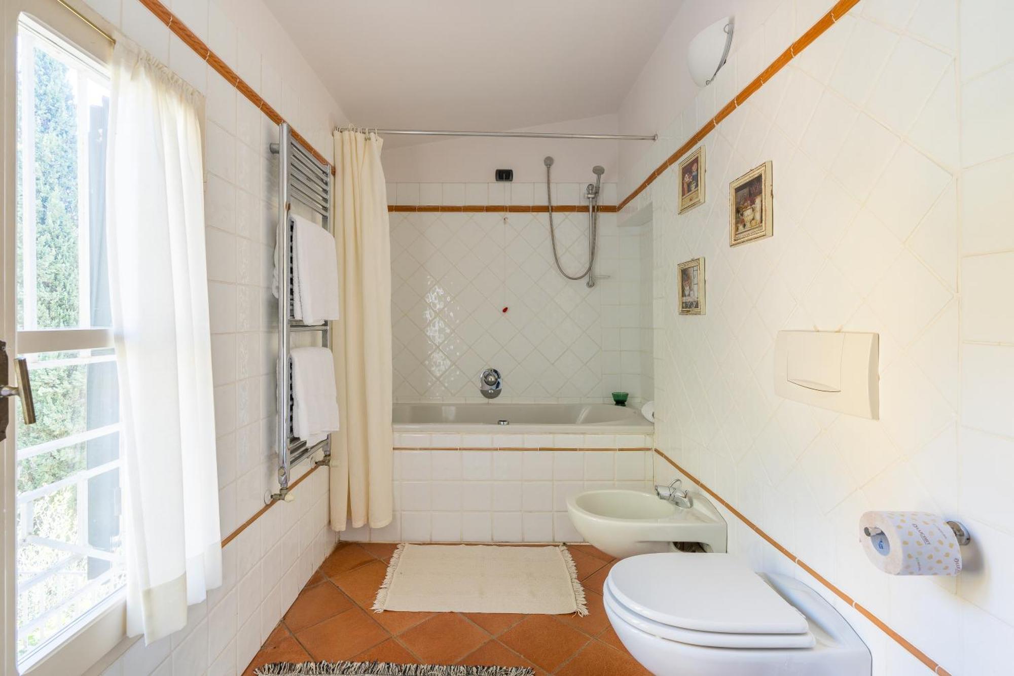 Private Jacuzzi - Bellosguardo In Historic Center Firenze