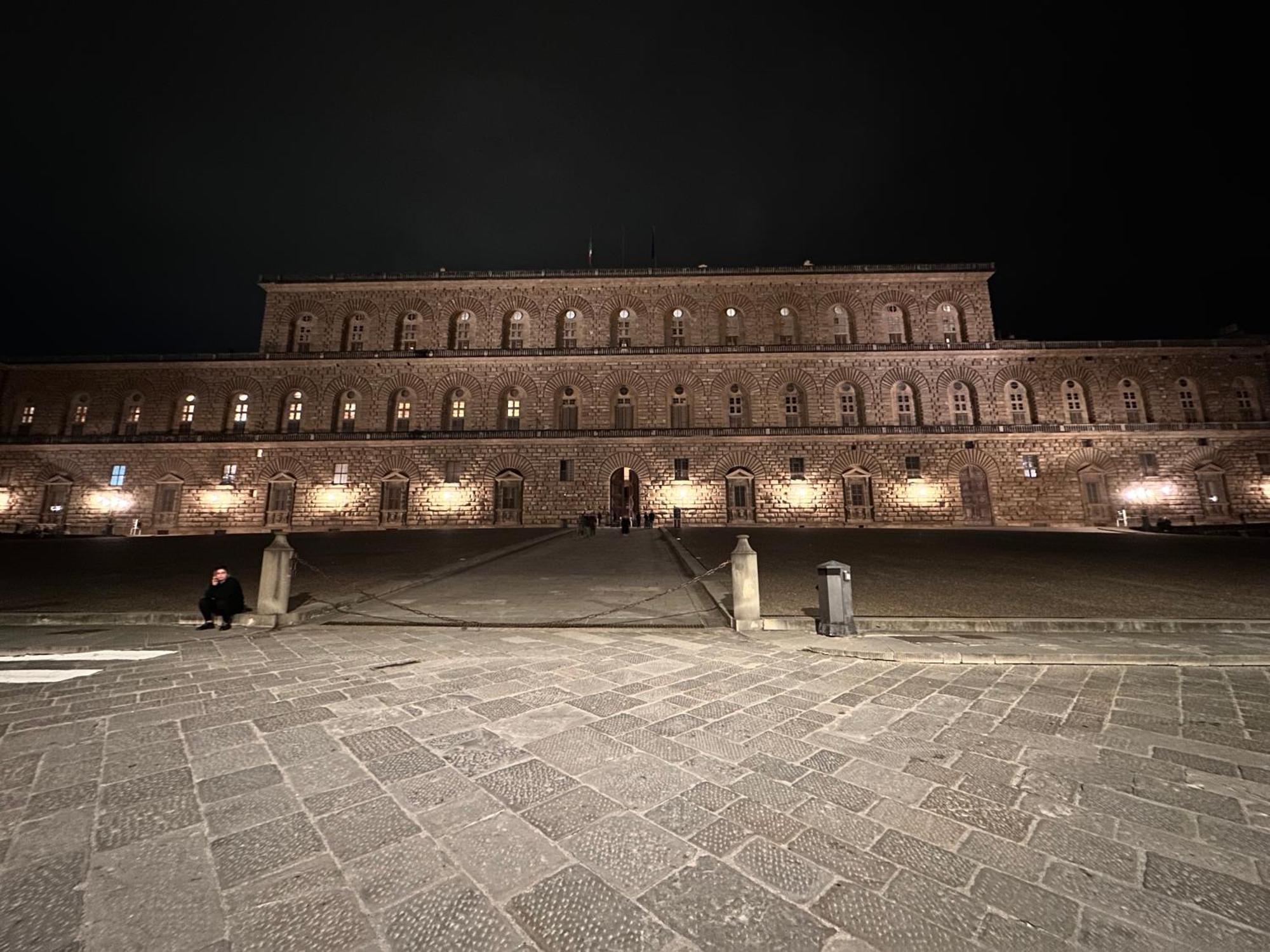 Luxurious View On Pitti Palace