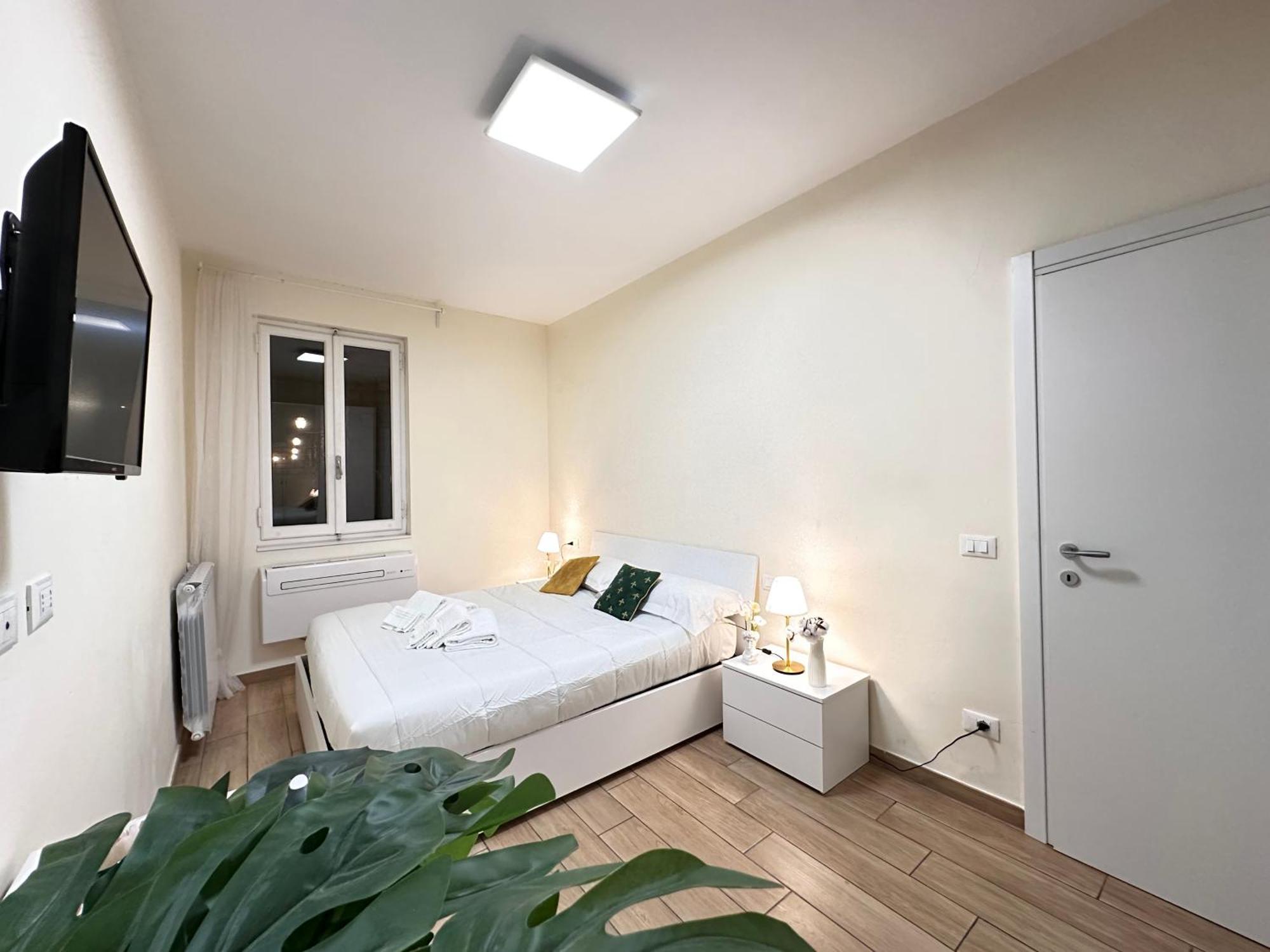 Luxurious View On Pitti Palace Apartment