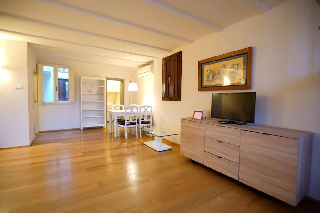Ampio Bilocale Centralissimo, * Firenze