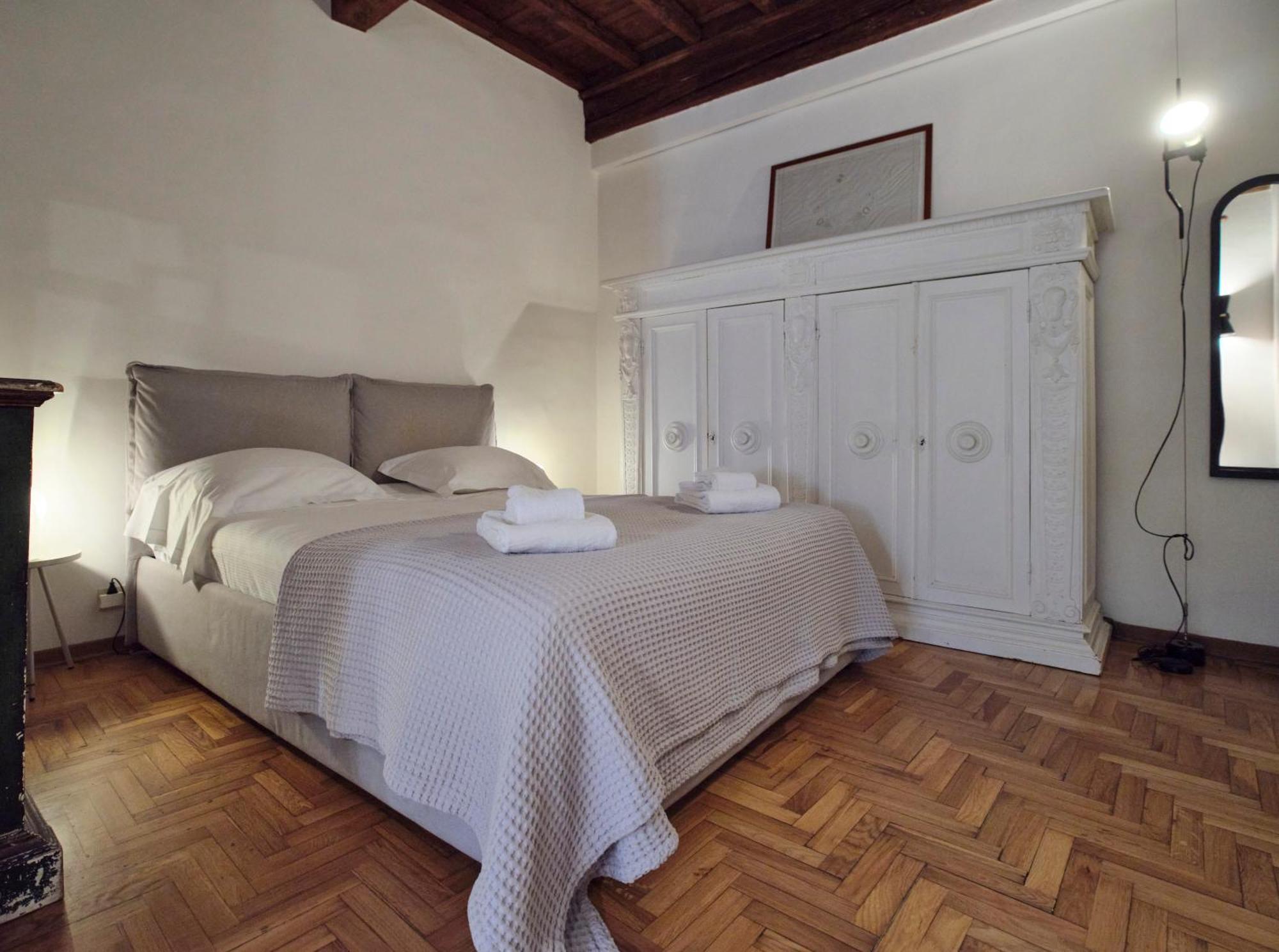 Enchanting With Patio, Lungarno Appartamento