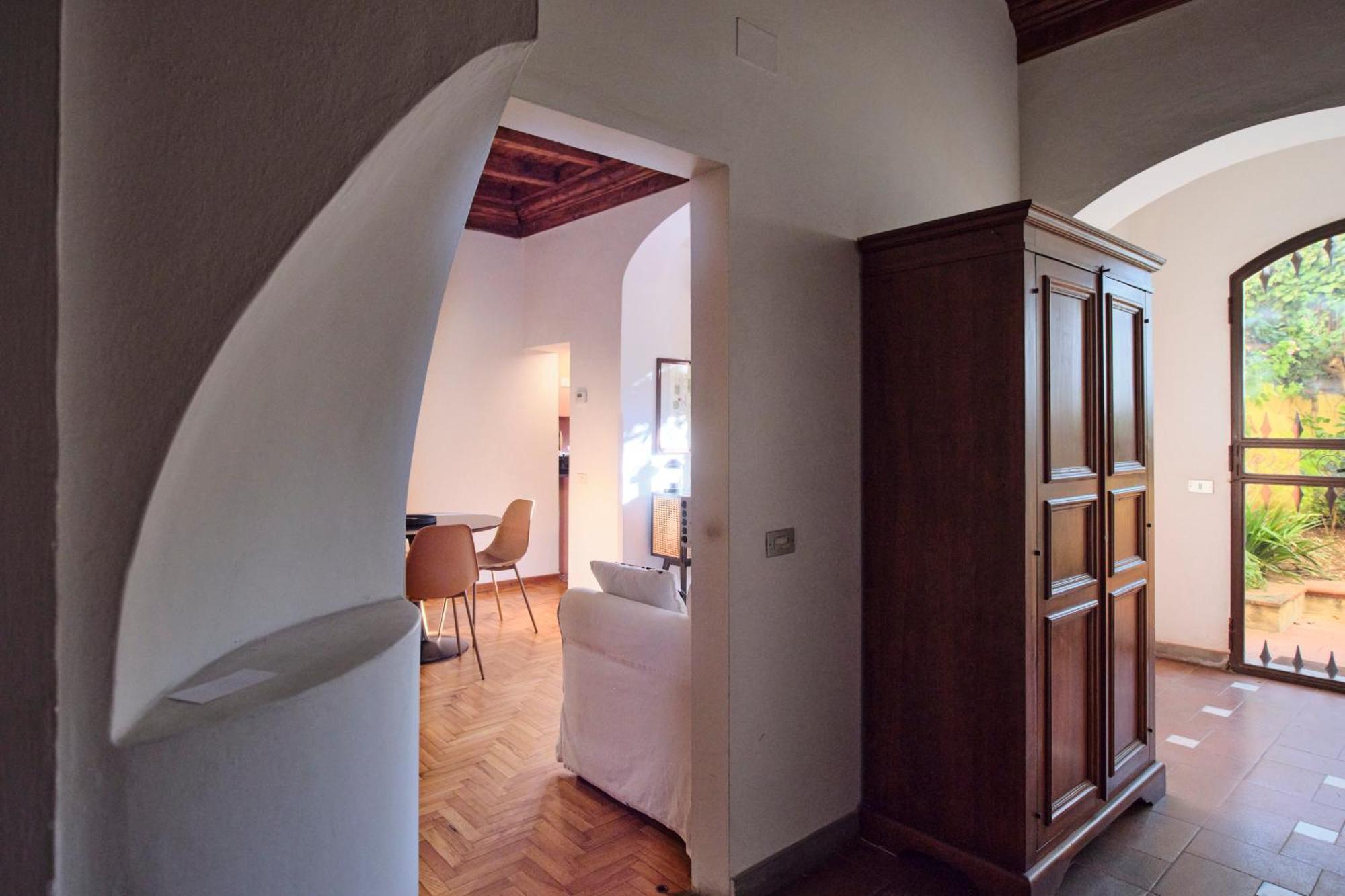 Enchanting With Patio, Lungarno Appartamento Firenze