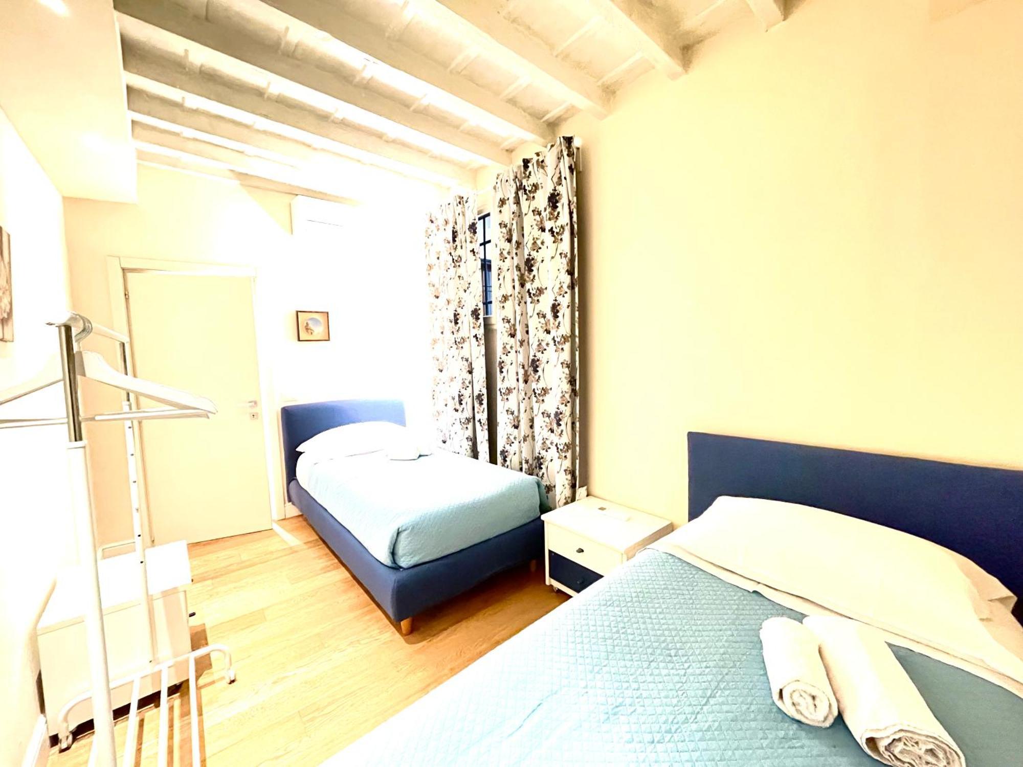 Cozy Santa Maria Novella Uffizi Duomo 2beds-2baths Appartamento