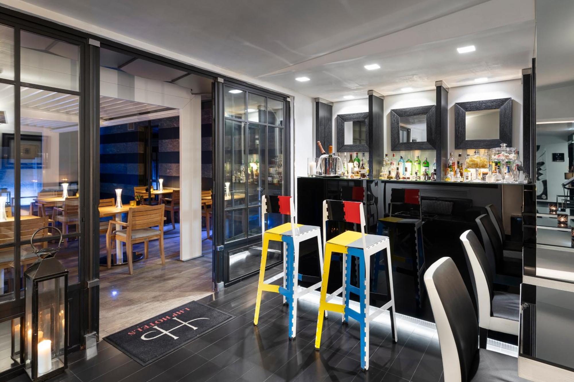 Lhp River & Hotel 5*