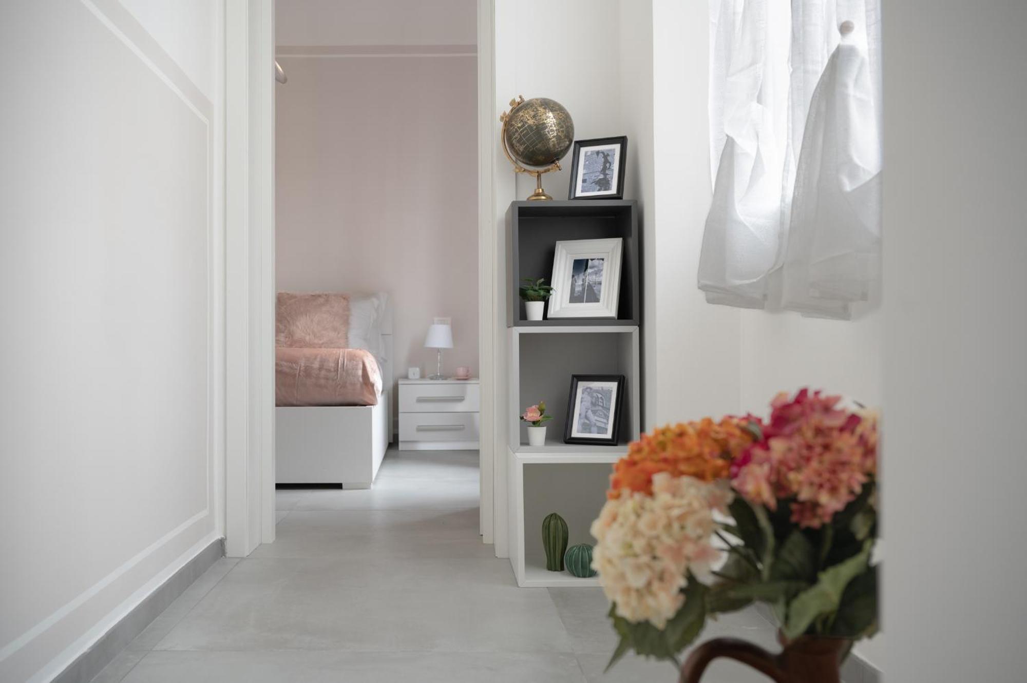 Via Ponte Alle Mosse, 19 - Charming - A Chic, Newly Renovated Near Tram Leopolda, A Few Min From Downtown Appartamento
