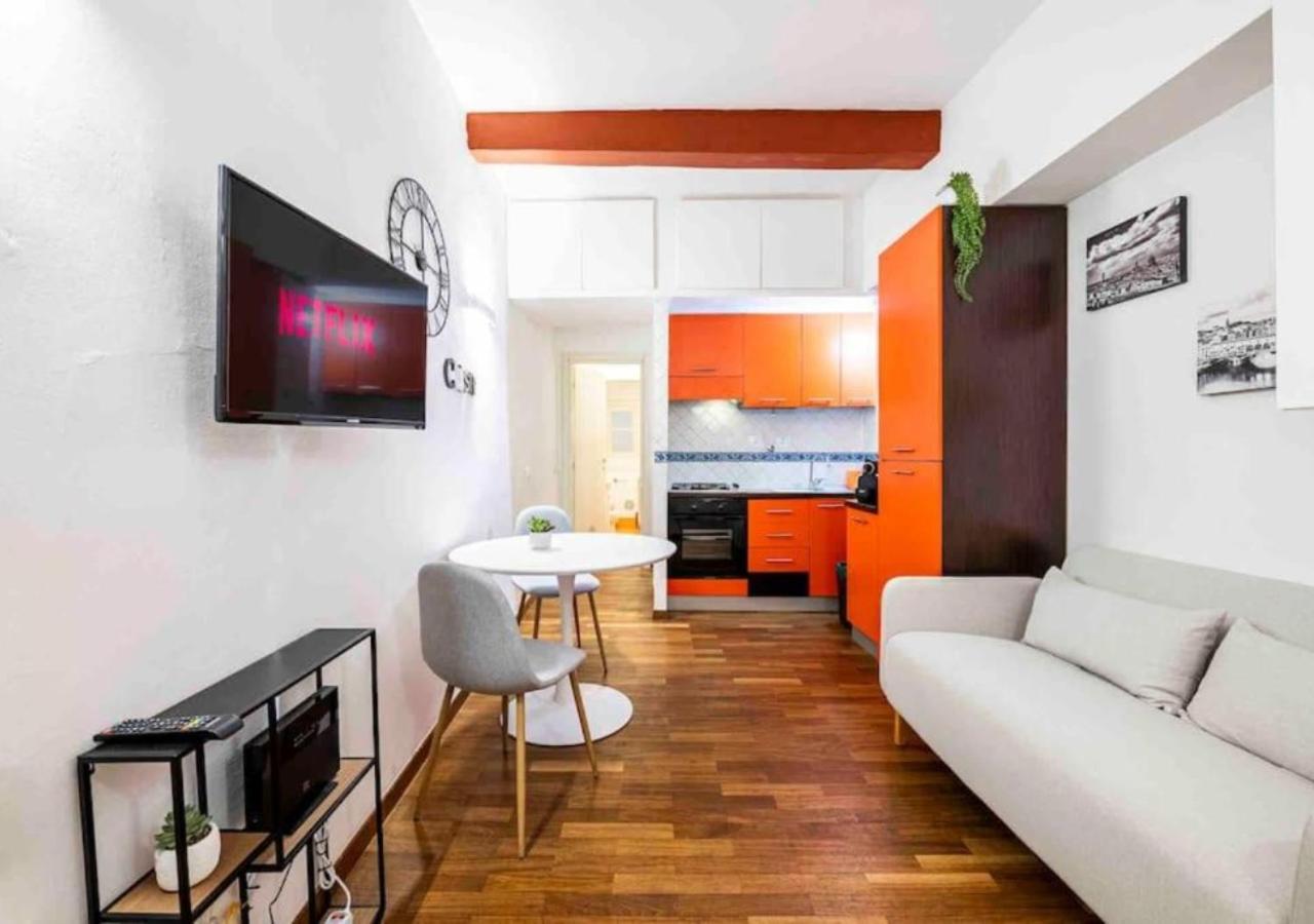 Via Buonarroti, 8 - 12 Minutes Walk To Duomo - Bright & Cozy - Charming Apartamento *