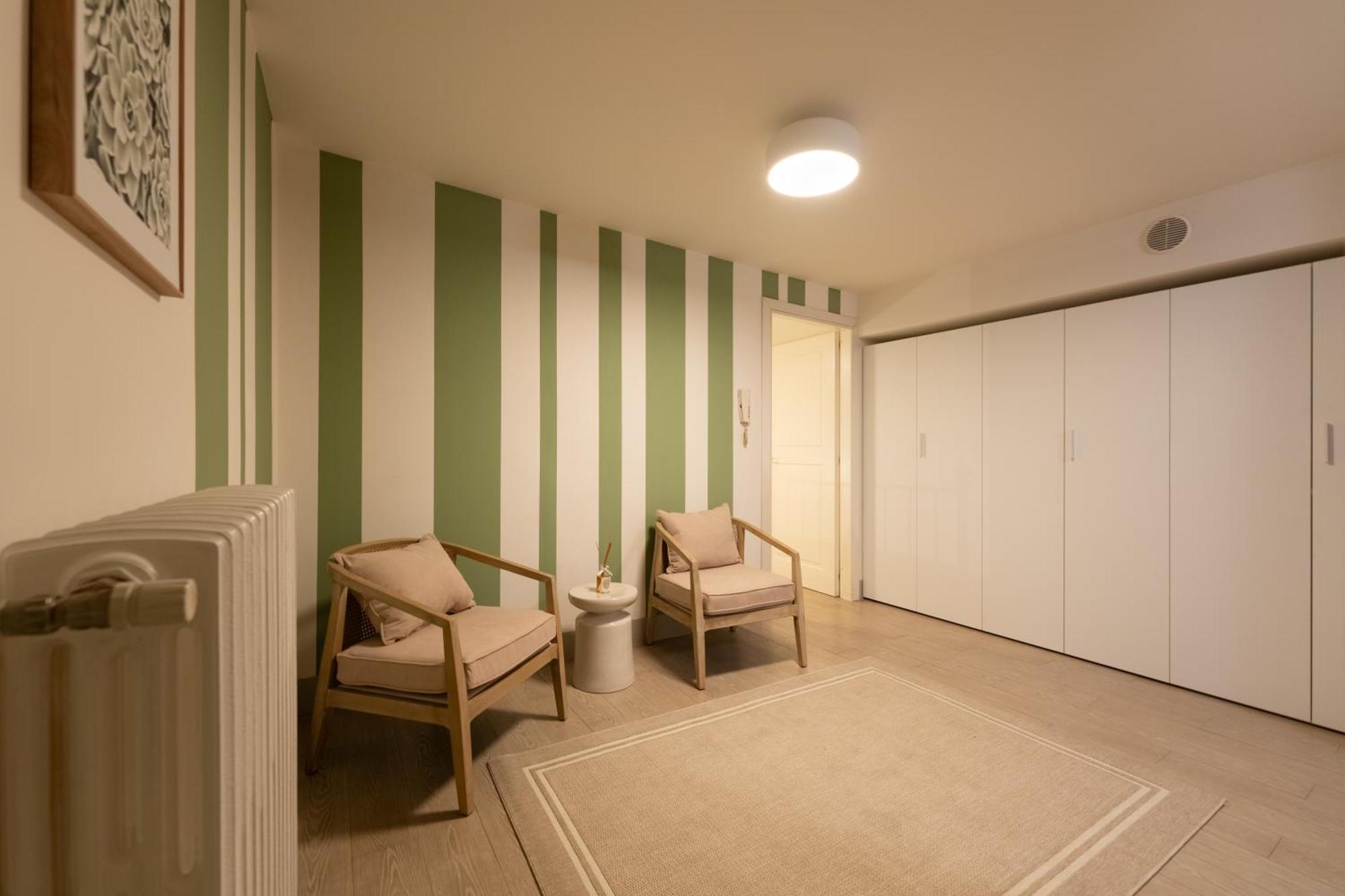 Via Del Campuccio, 72 - 300 Sqm Luxurious With Parking And Private Terrace - Charming Leilighet
