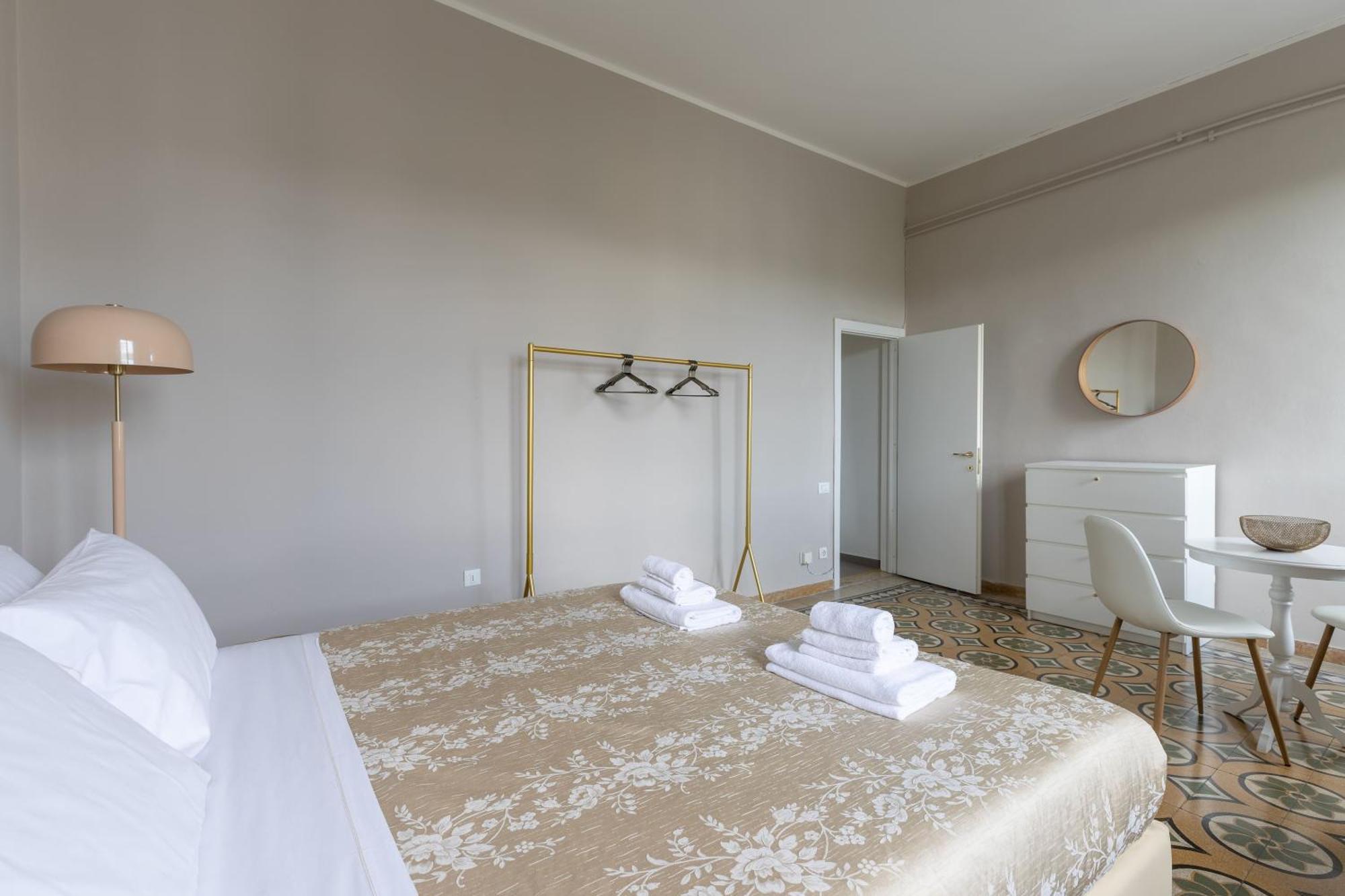 Santa Maria Novella Family In Appartement