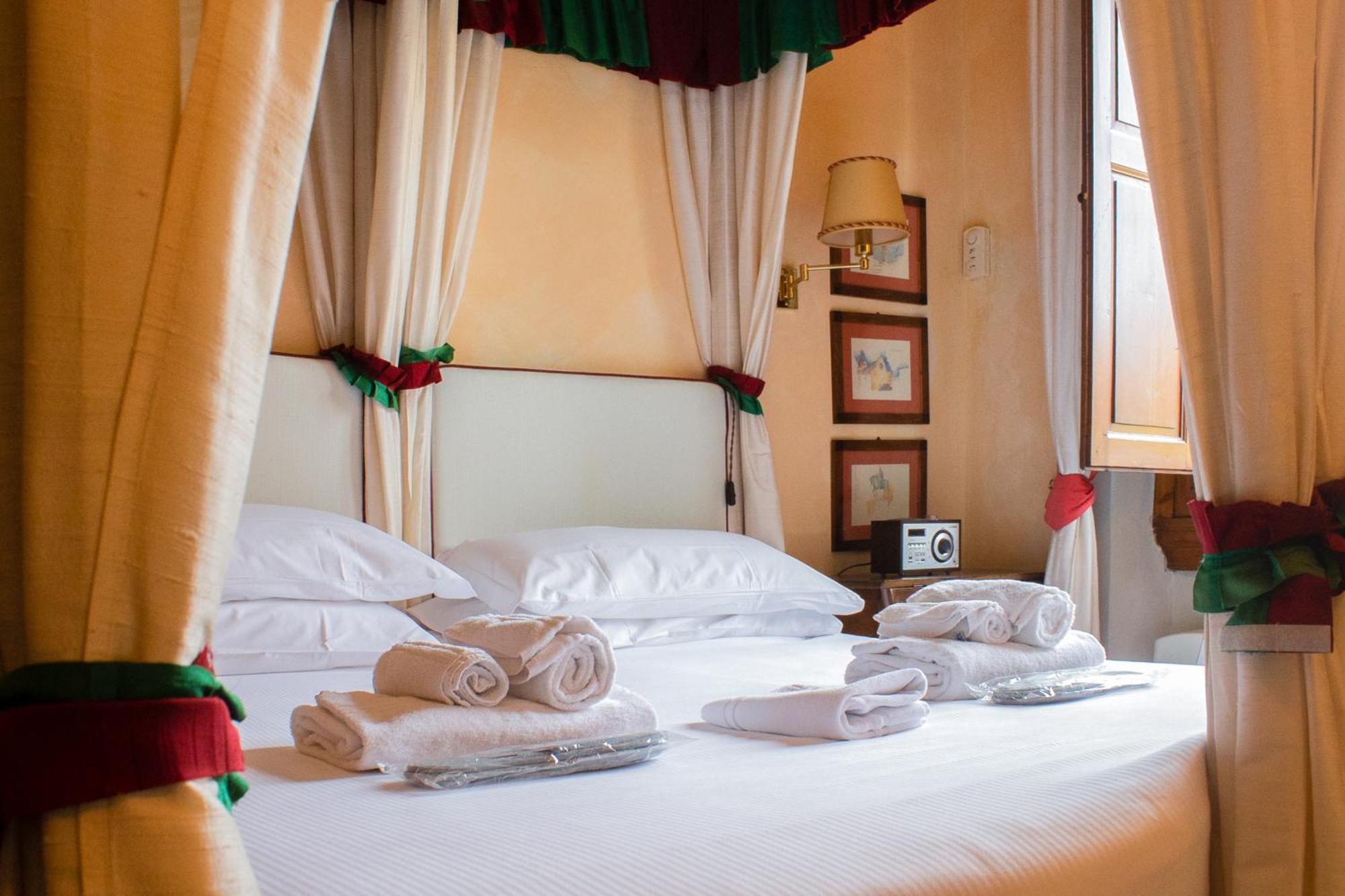Antica Dimora Johlea Bed & Breakfast 3*