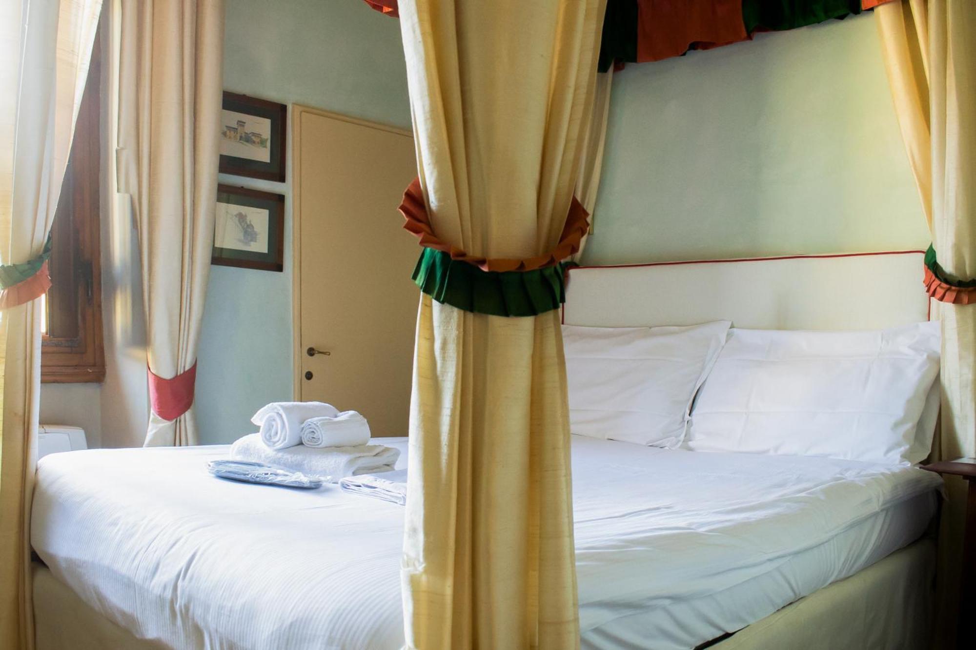 Bed & Breakfast Antica Dimora Johlea 3*