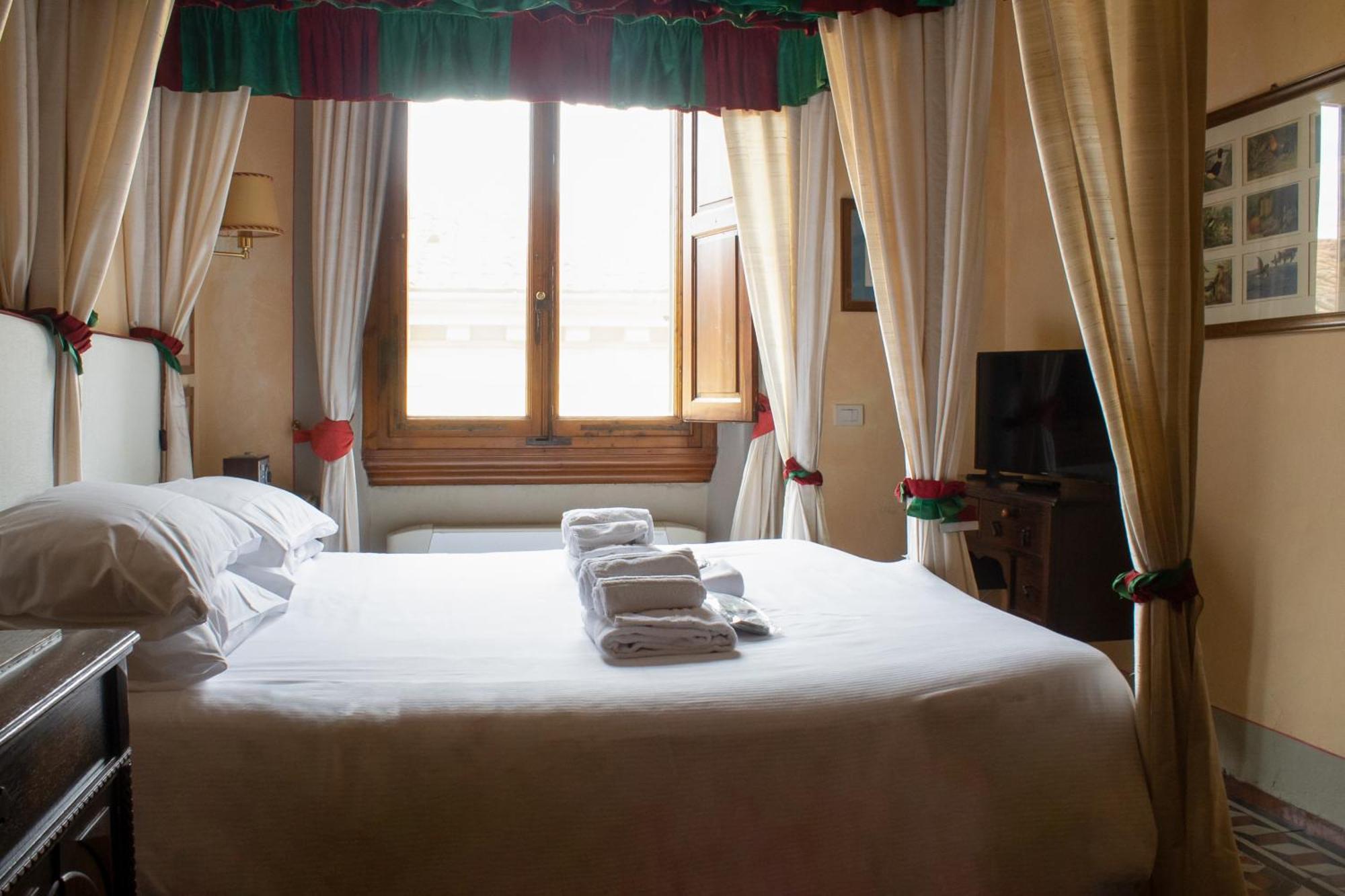 Antica Dimora Johlea Bed & Breakfast 3*