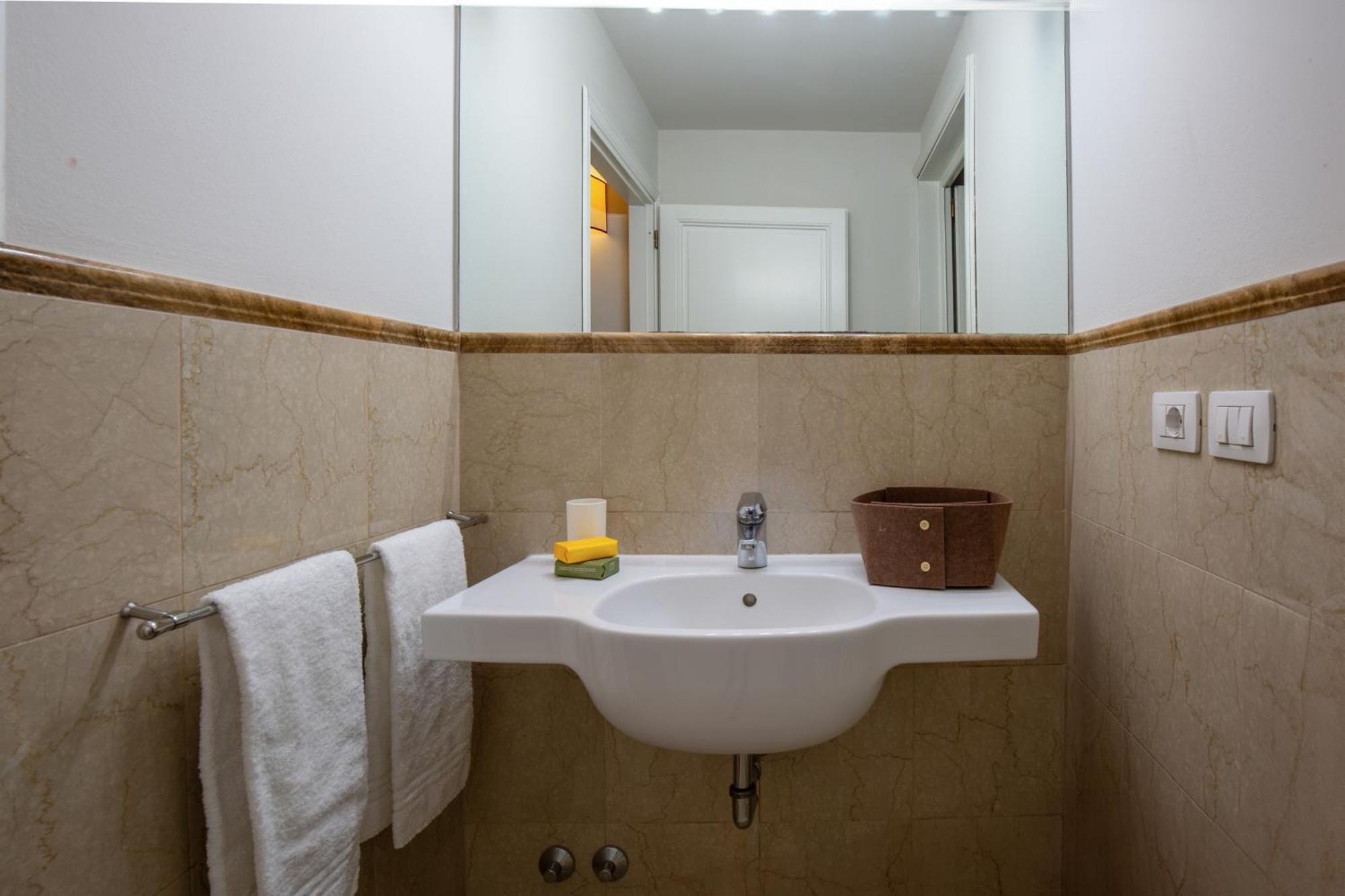 Leilighet Rondinelli Charme Prestige *