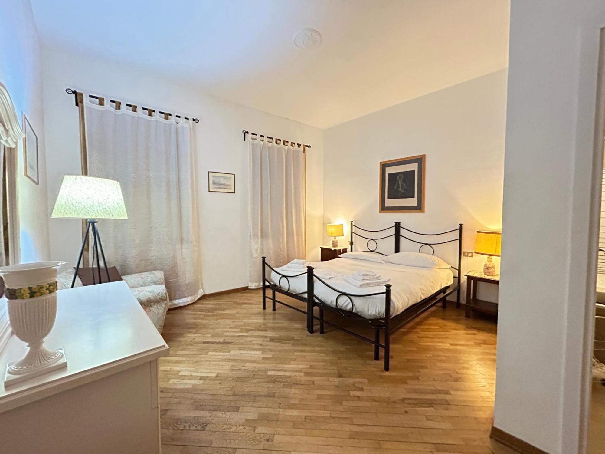 Federighi 2bd, 2bath, With Elevator By Florencehospitality Com * Florence