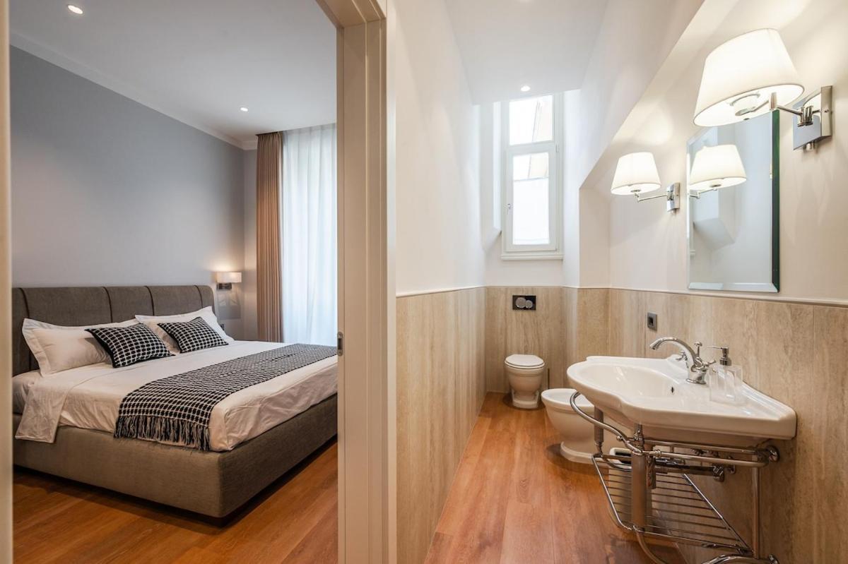 Deluxe Corso 14 With Duomo View Appartamento *