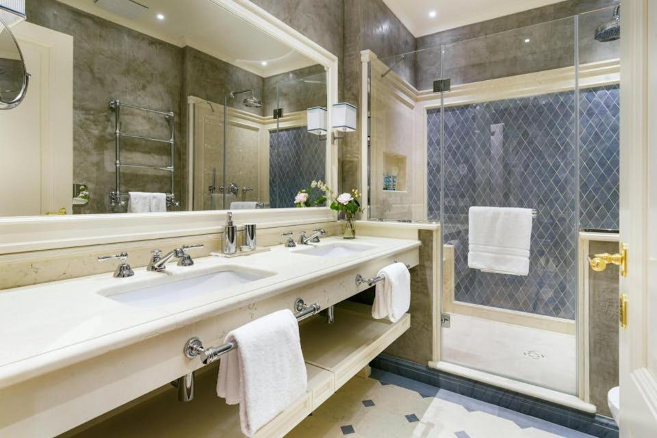 Luxury Corso 14 With Duomo View Leilighet