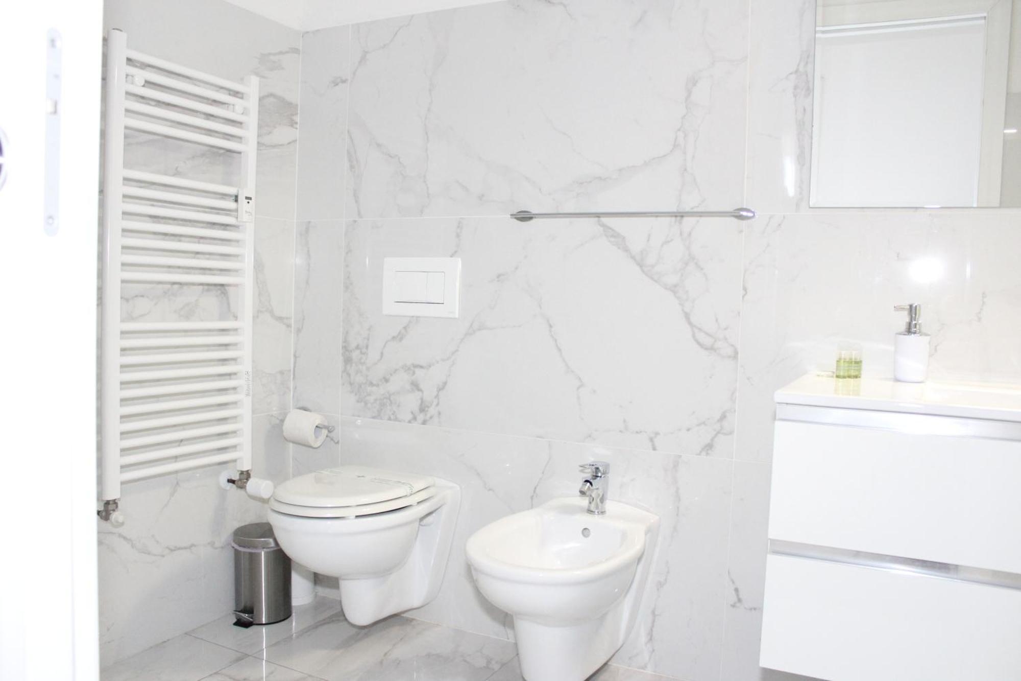 Art Stazione A Apartment *