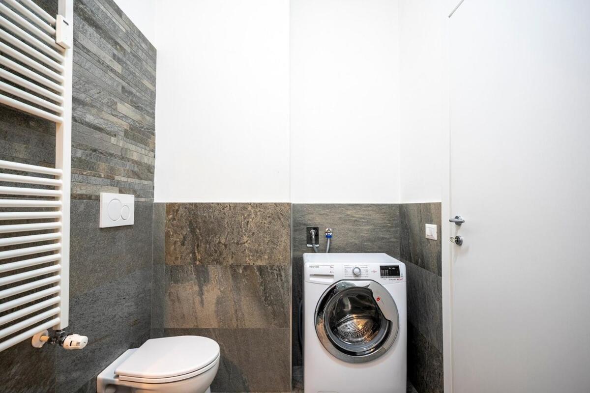 New 1bdr - Loft Moderno A Due Passi Dalla Tranvia Leilighet