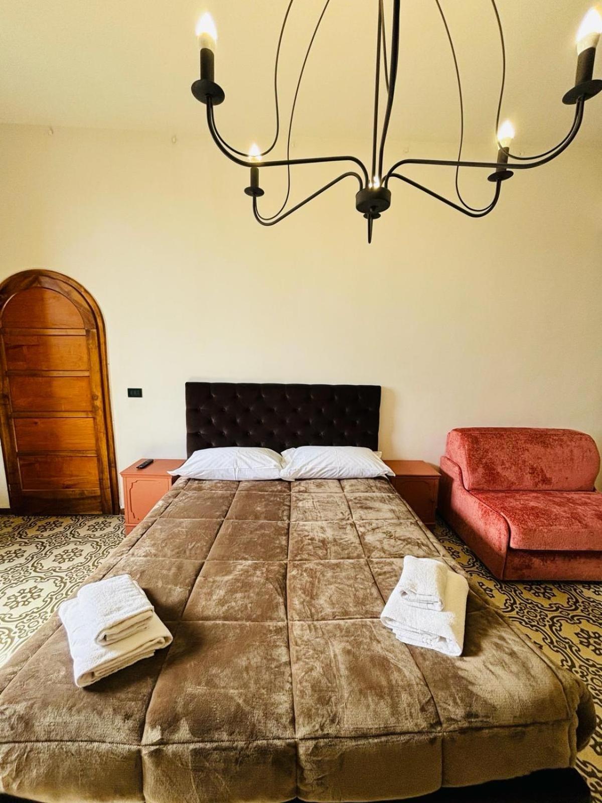 Albizi * Firenze