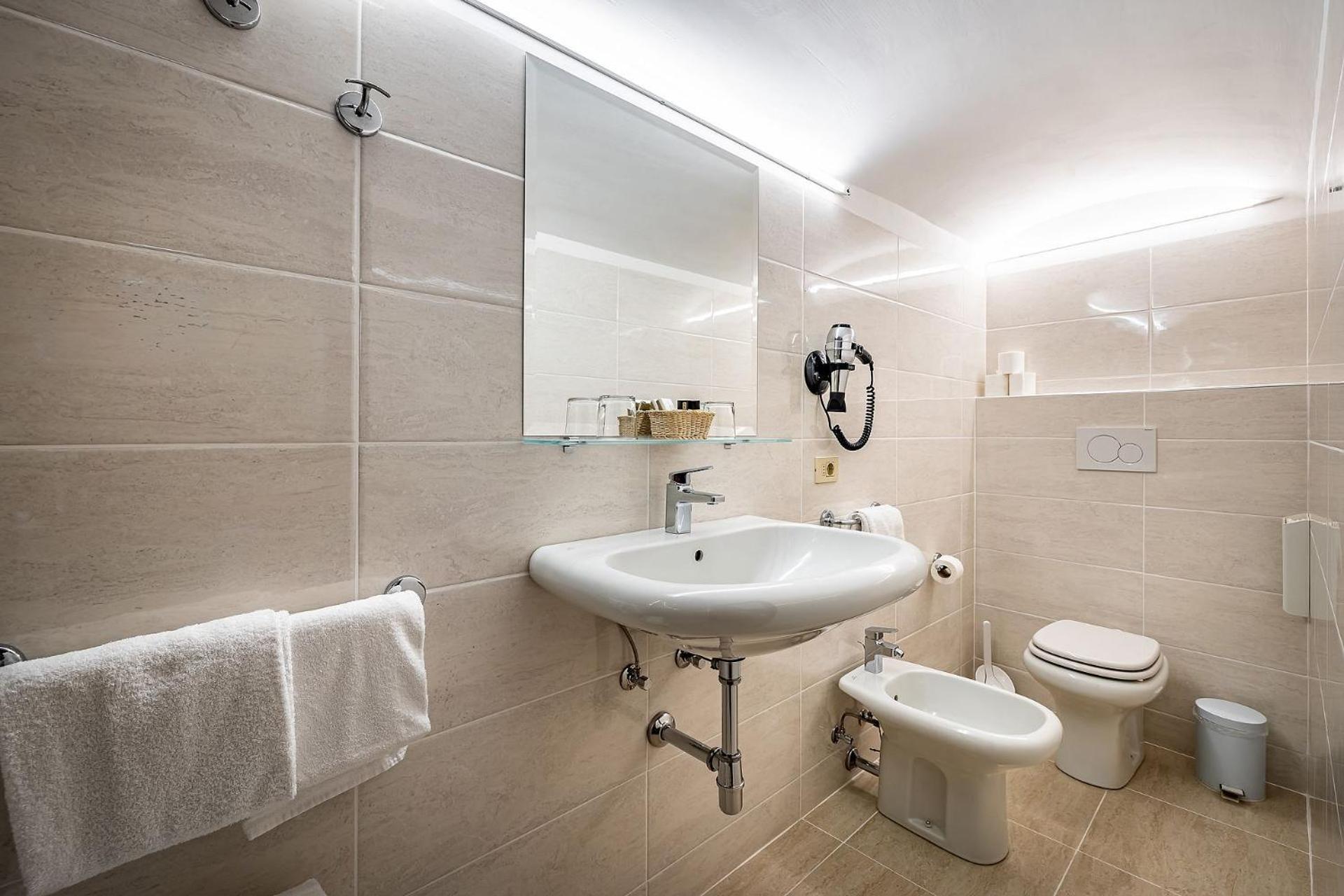 Hotel Alessandra 2*