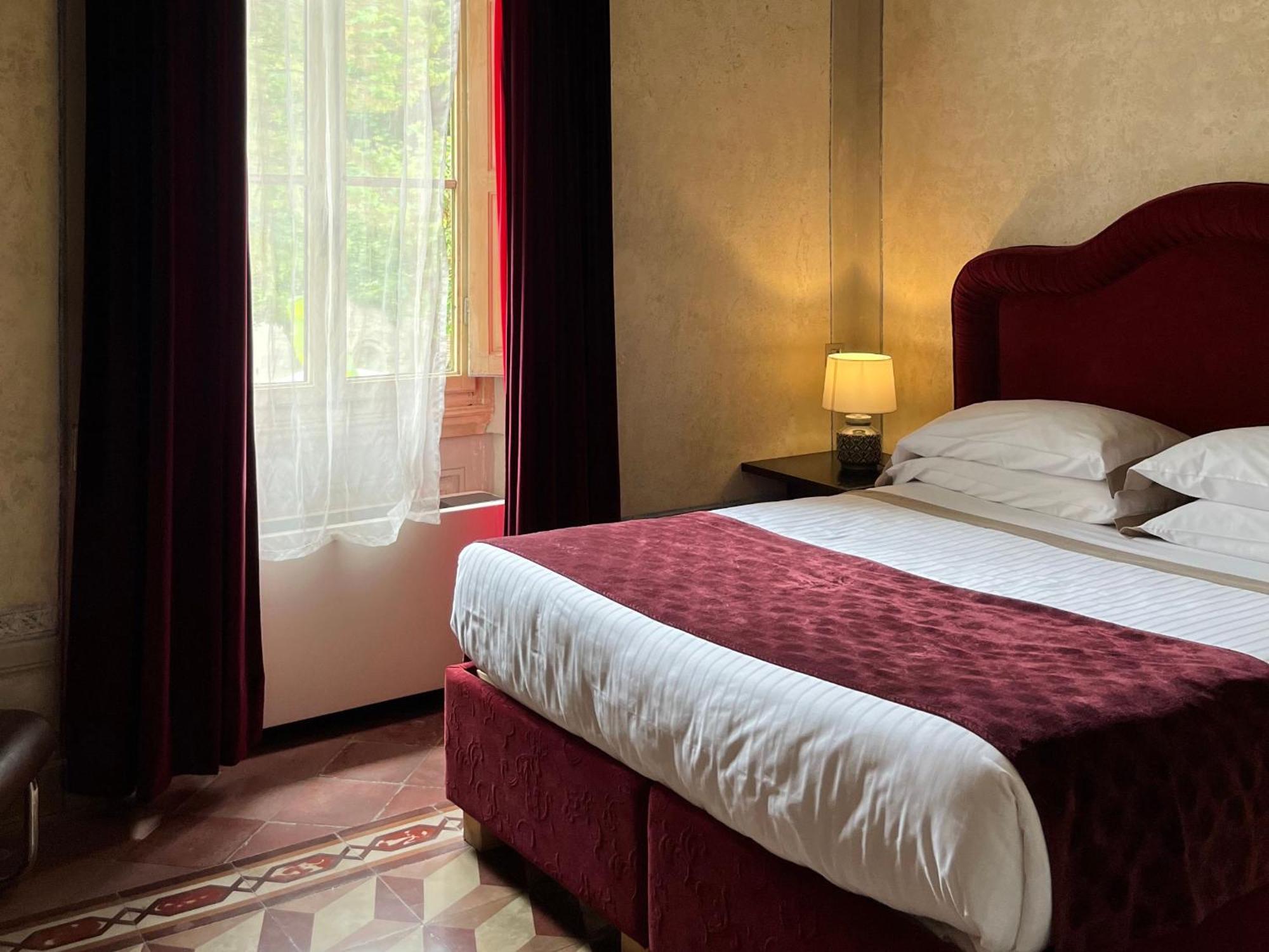 Aparthotel Numa Palazzo San Niccolo Florença
