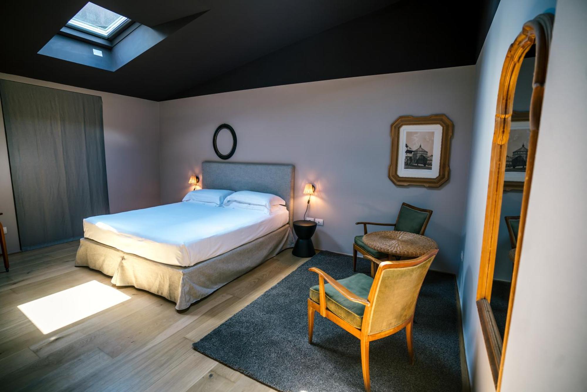 Riva Lofts Aparthotel 4*
