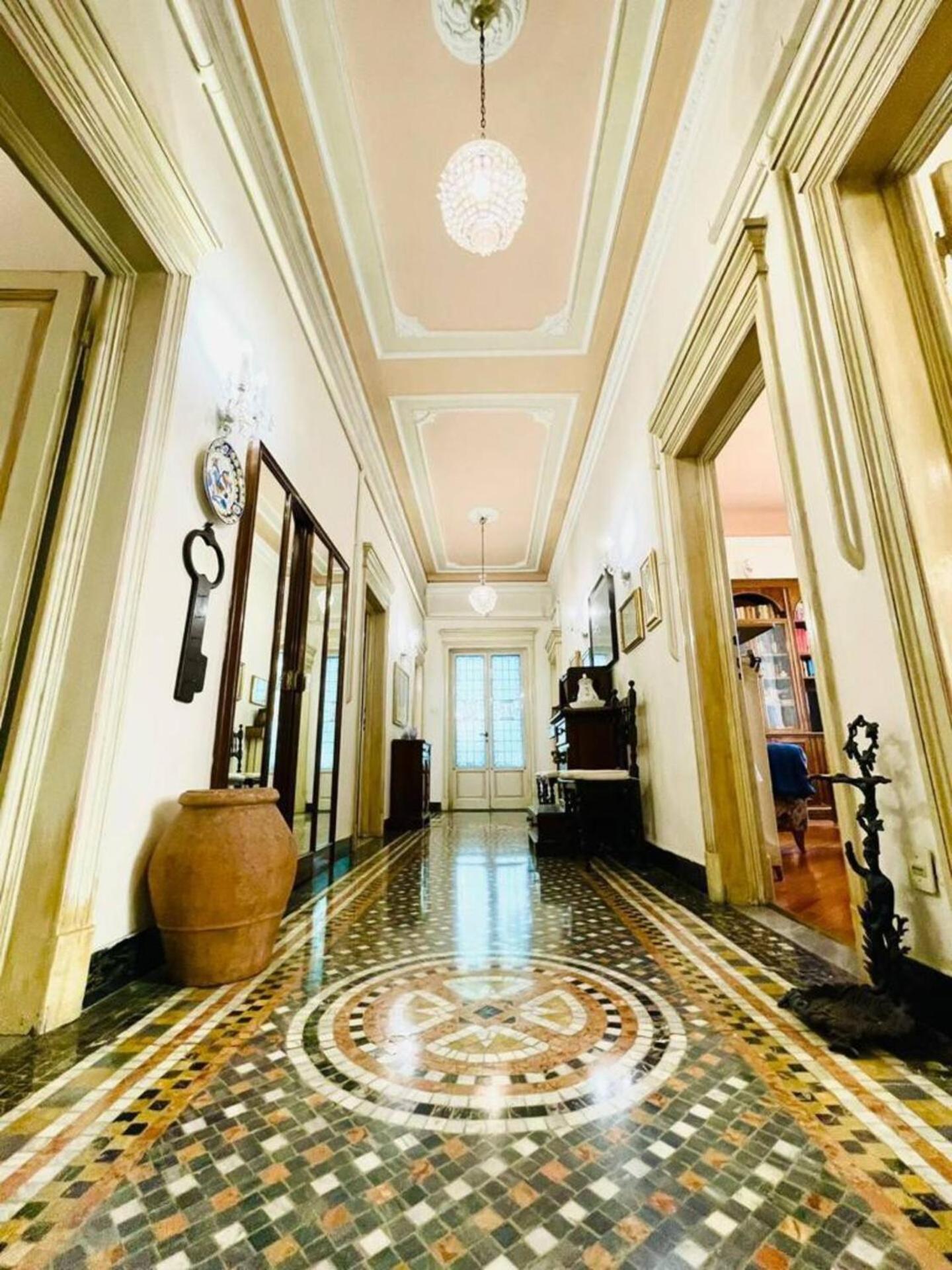 Antiques Lover's Flat, Appartement Florence