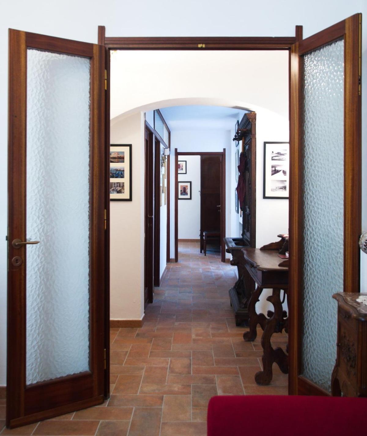 Appartamento Elegant 300m From Old Town Center
