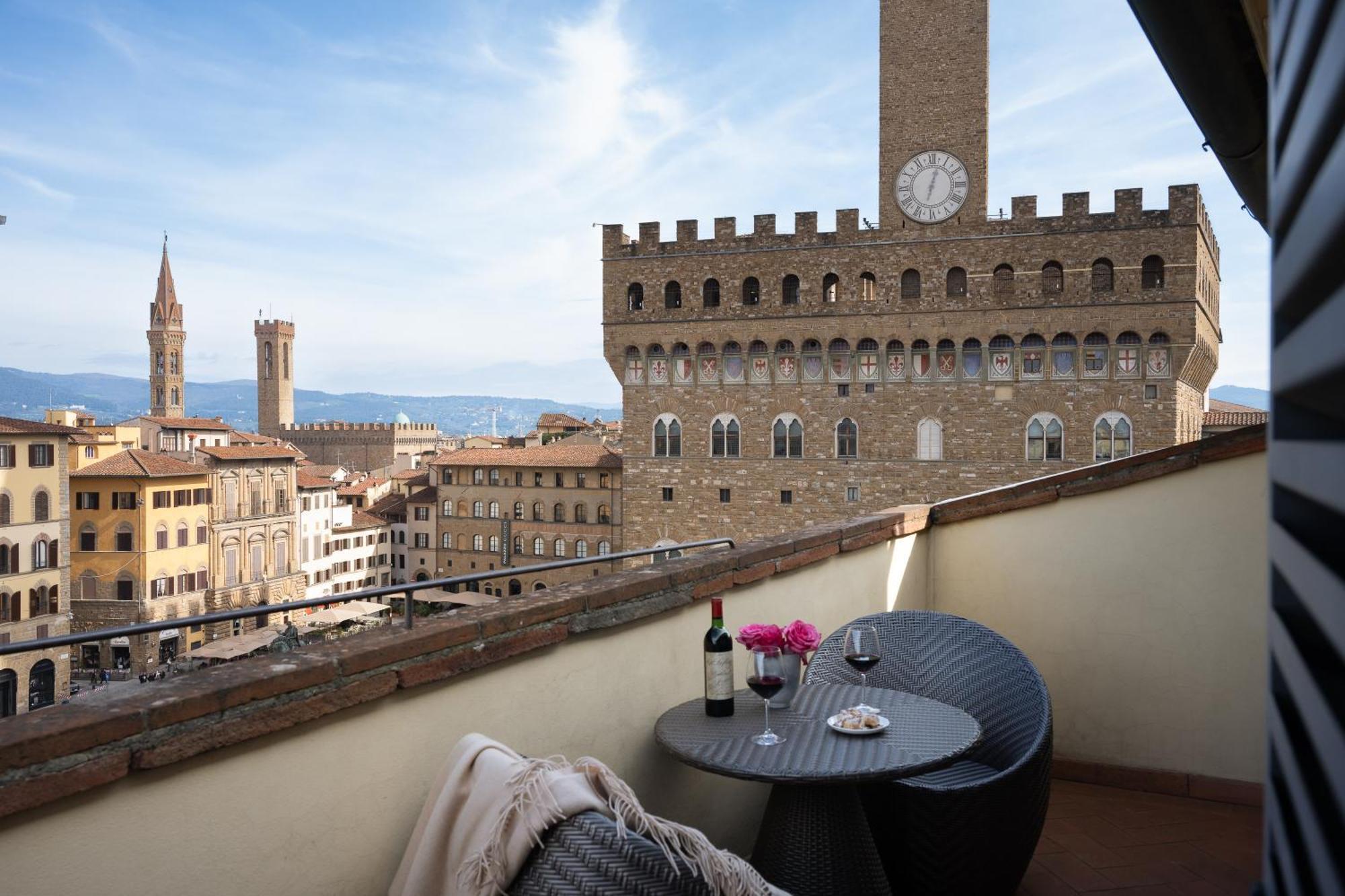 Relais Piazza Signoria Aparthotel 3*