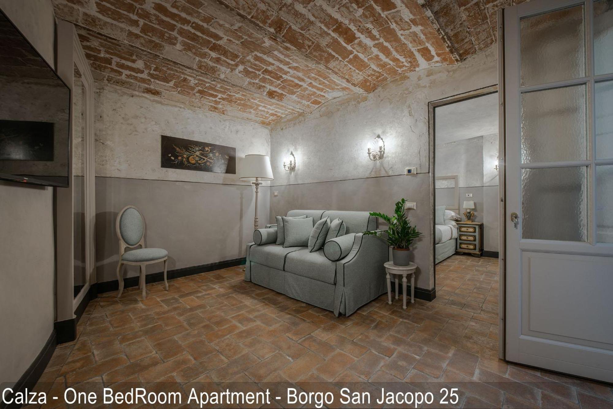Soggiorni D'arte Centro Storico Accanto A Ponte Vecchio Appartamento *