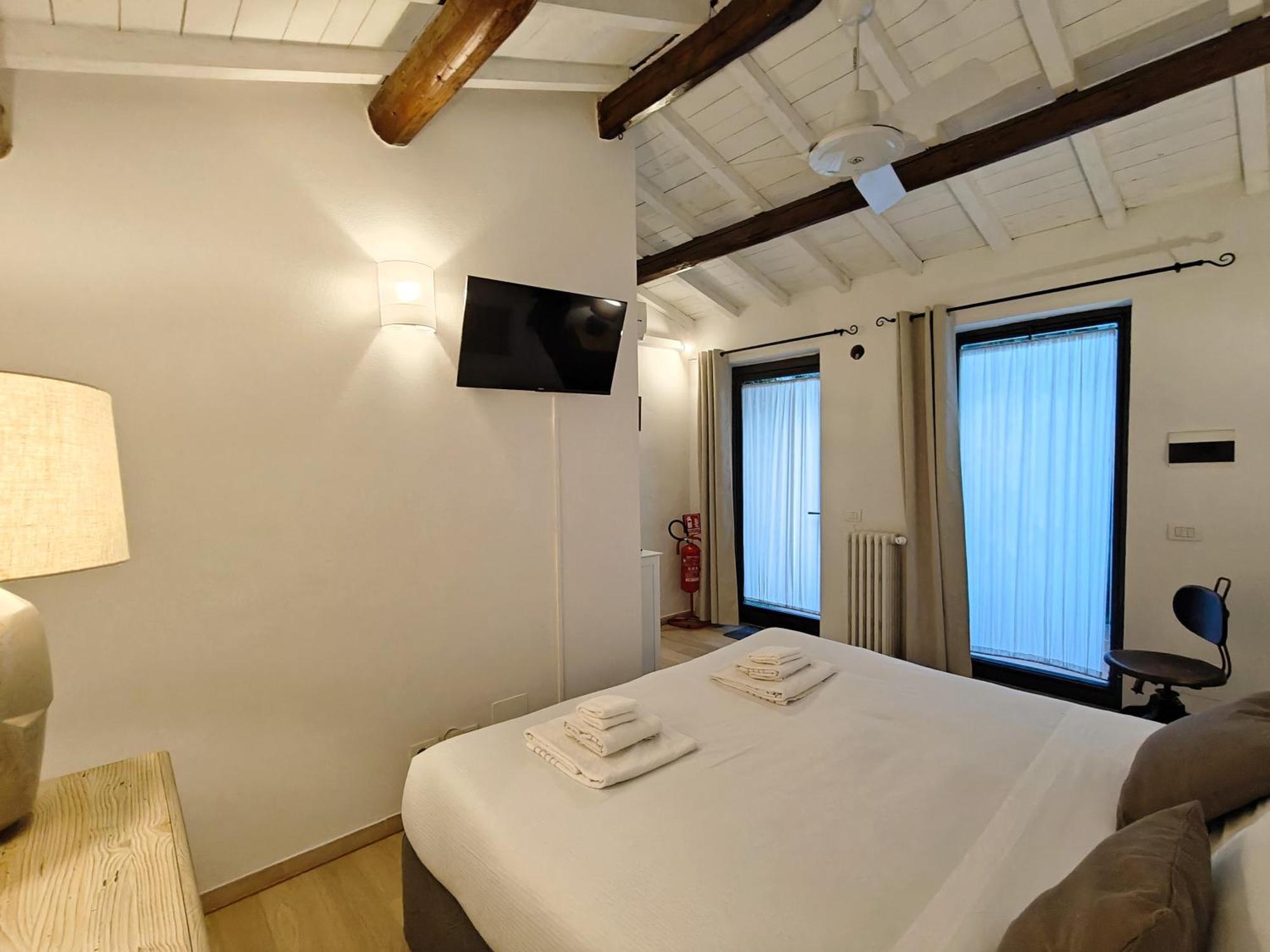 Cortile Santa Monaca Apartment