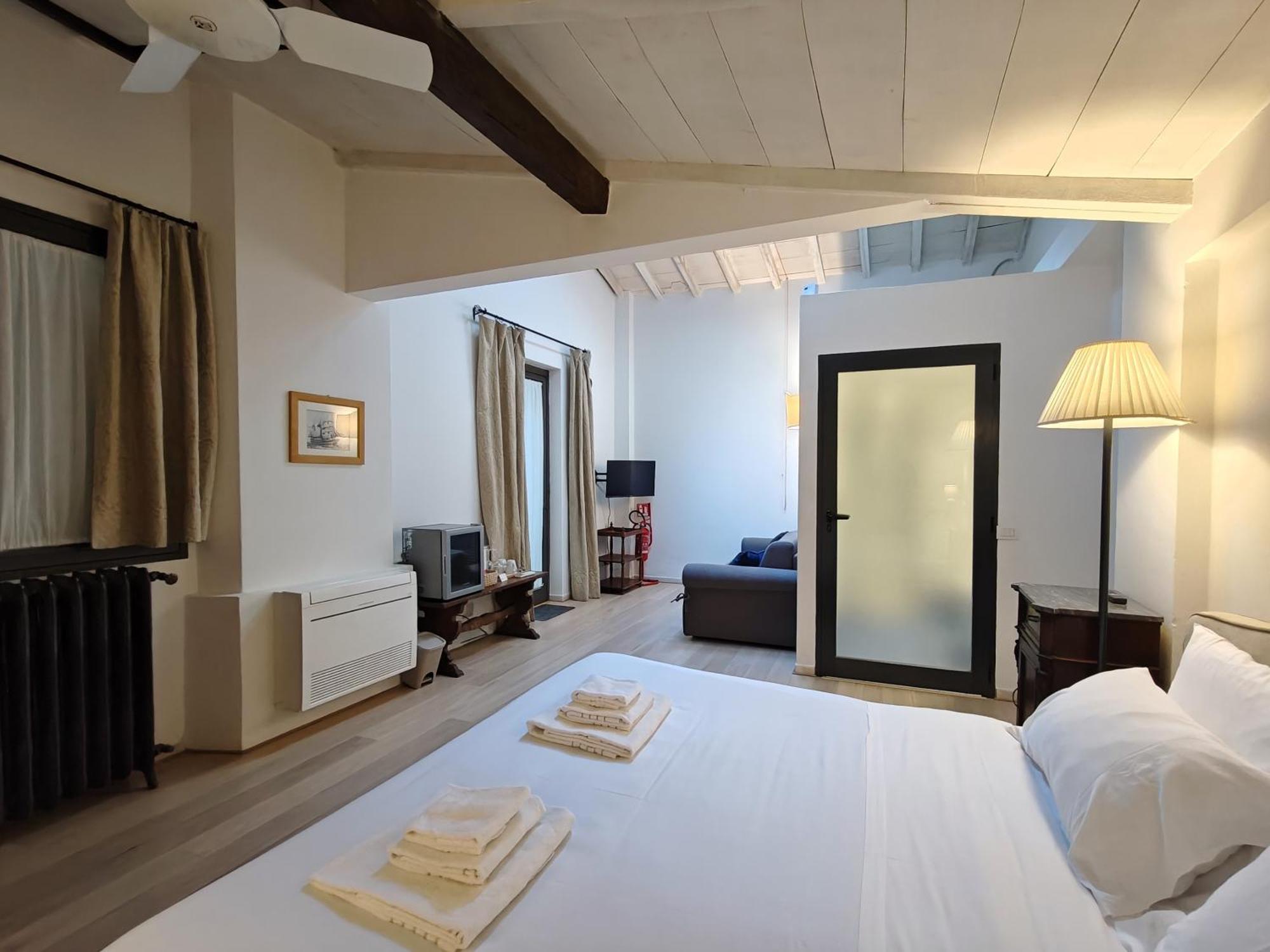 Apartment Cortile Santa Monaca Florence