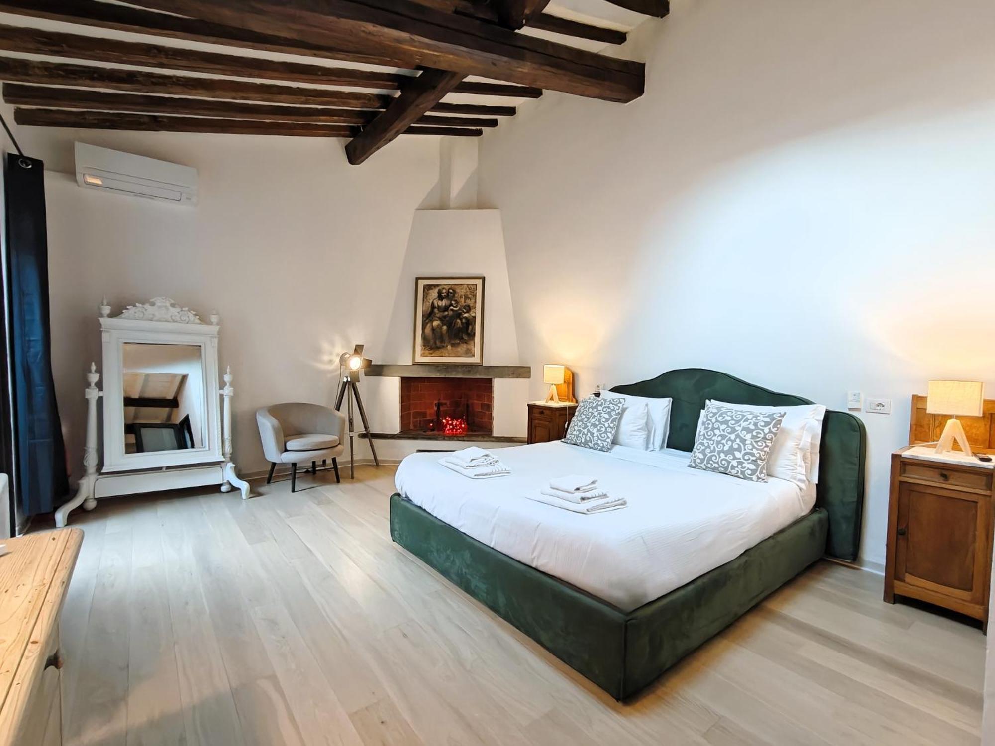 Apartment Cortile Santa Monaca *