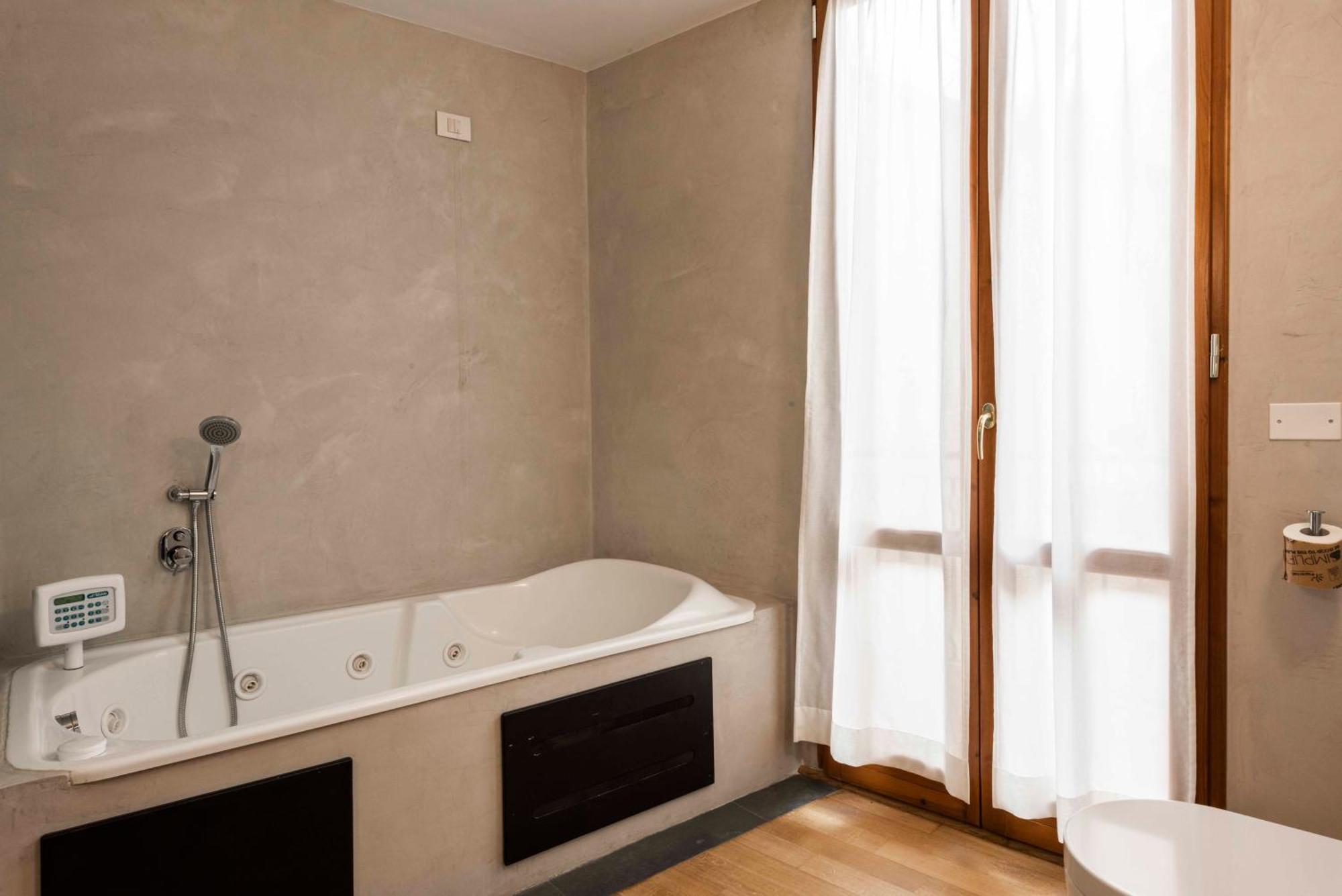 Apartamento Palazzo Bardi N 2 *