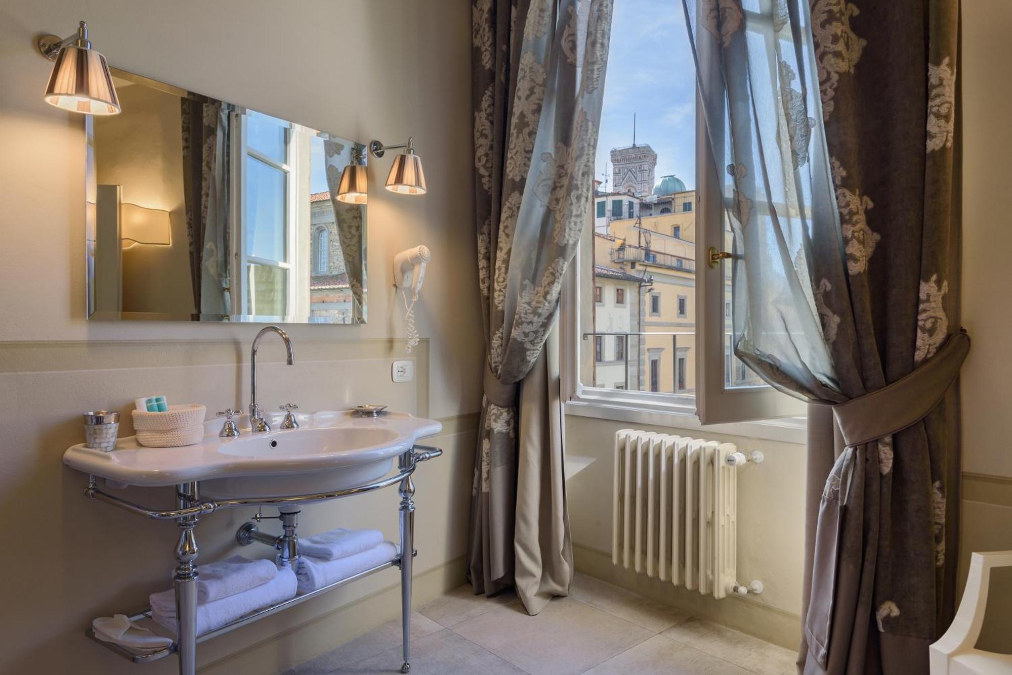 Bed & Breakfast Palazzo Della Stufa Residenza D'epoca 3*