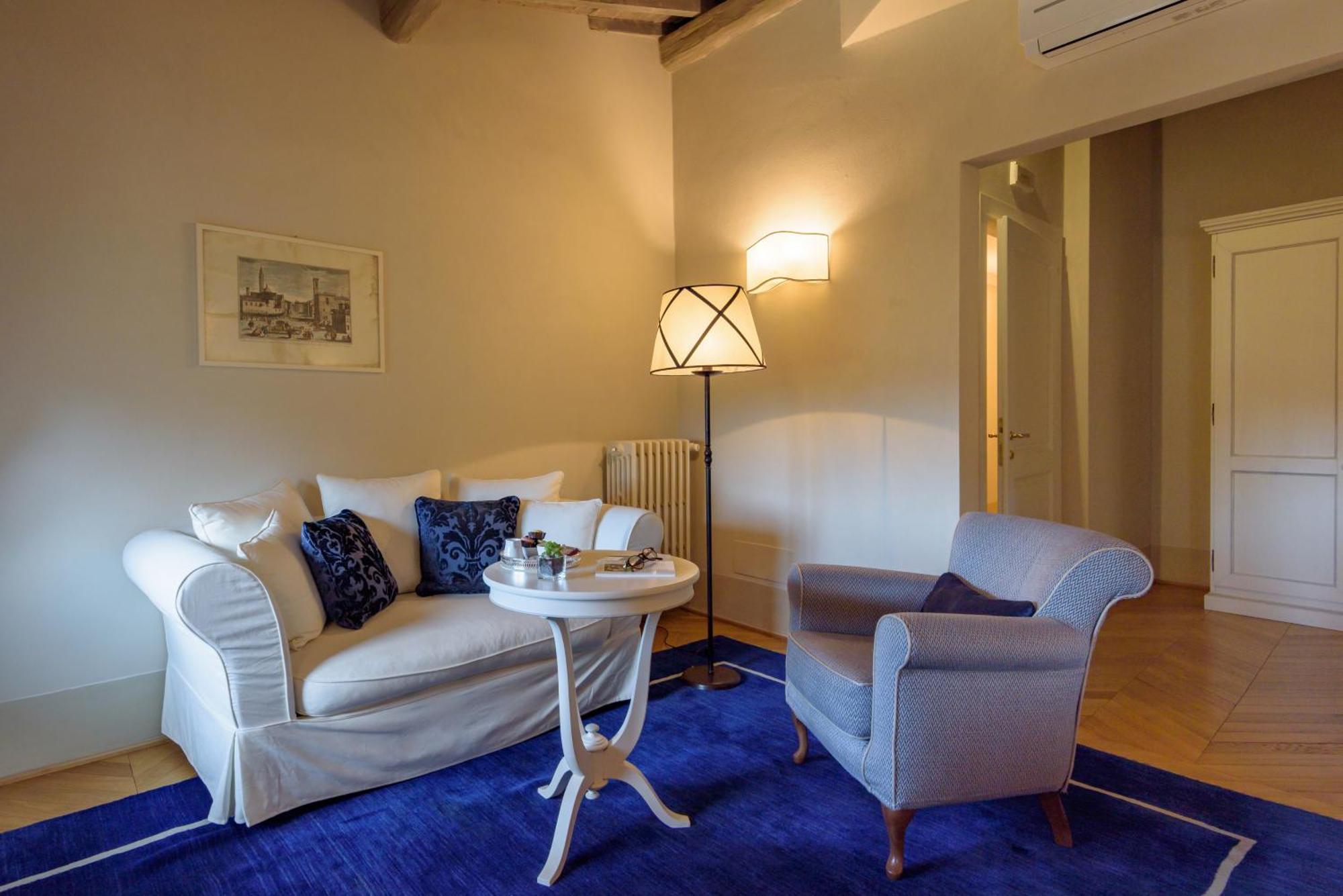 Palazzo Della Stufa Residenza D'epoca Bed & Breakfast Firenze