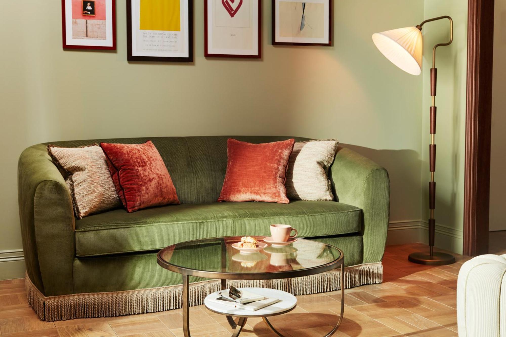 The Hoxton, 4*