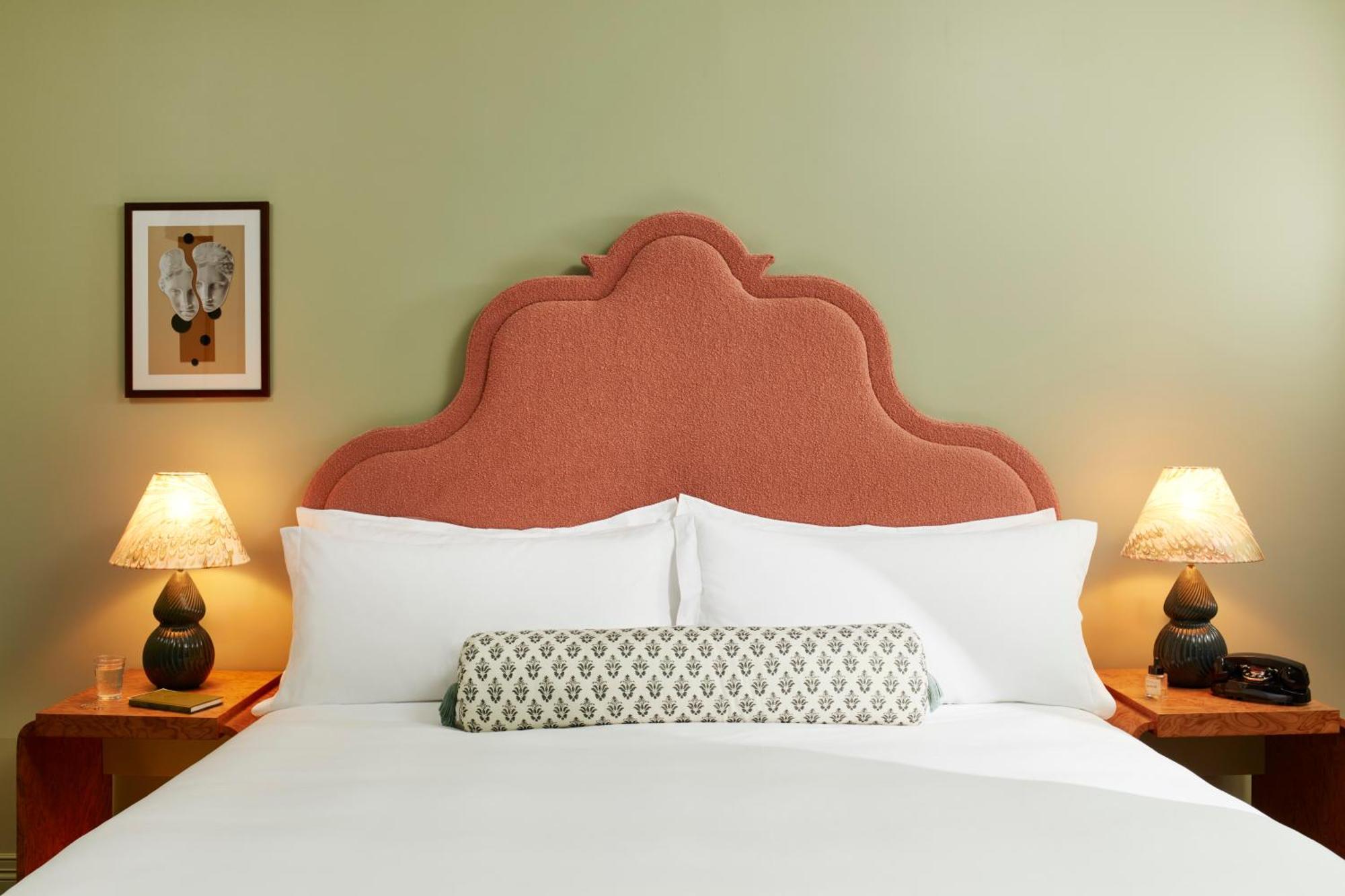 The Hoxton, Hotell 4*