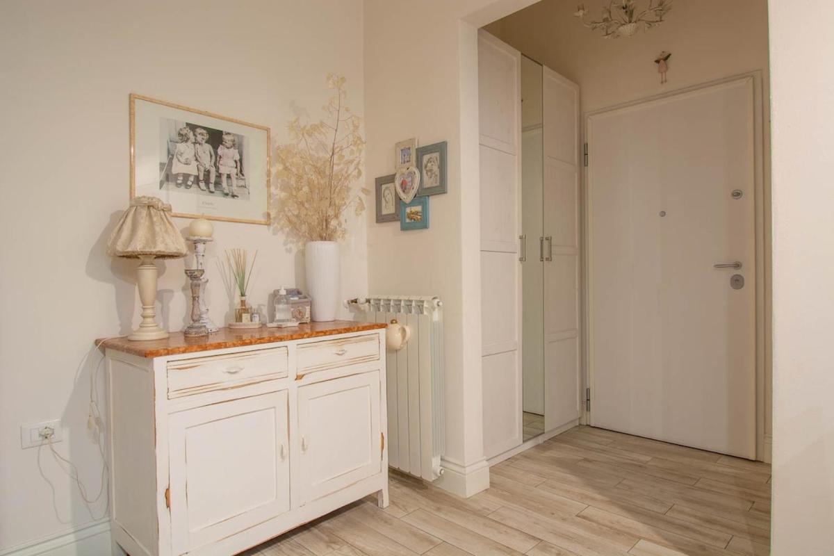 Stylish 2 Bedroom Flat - Garden Appartamento Firenze