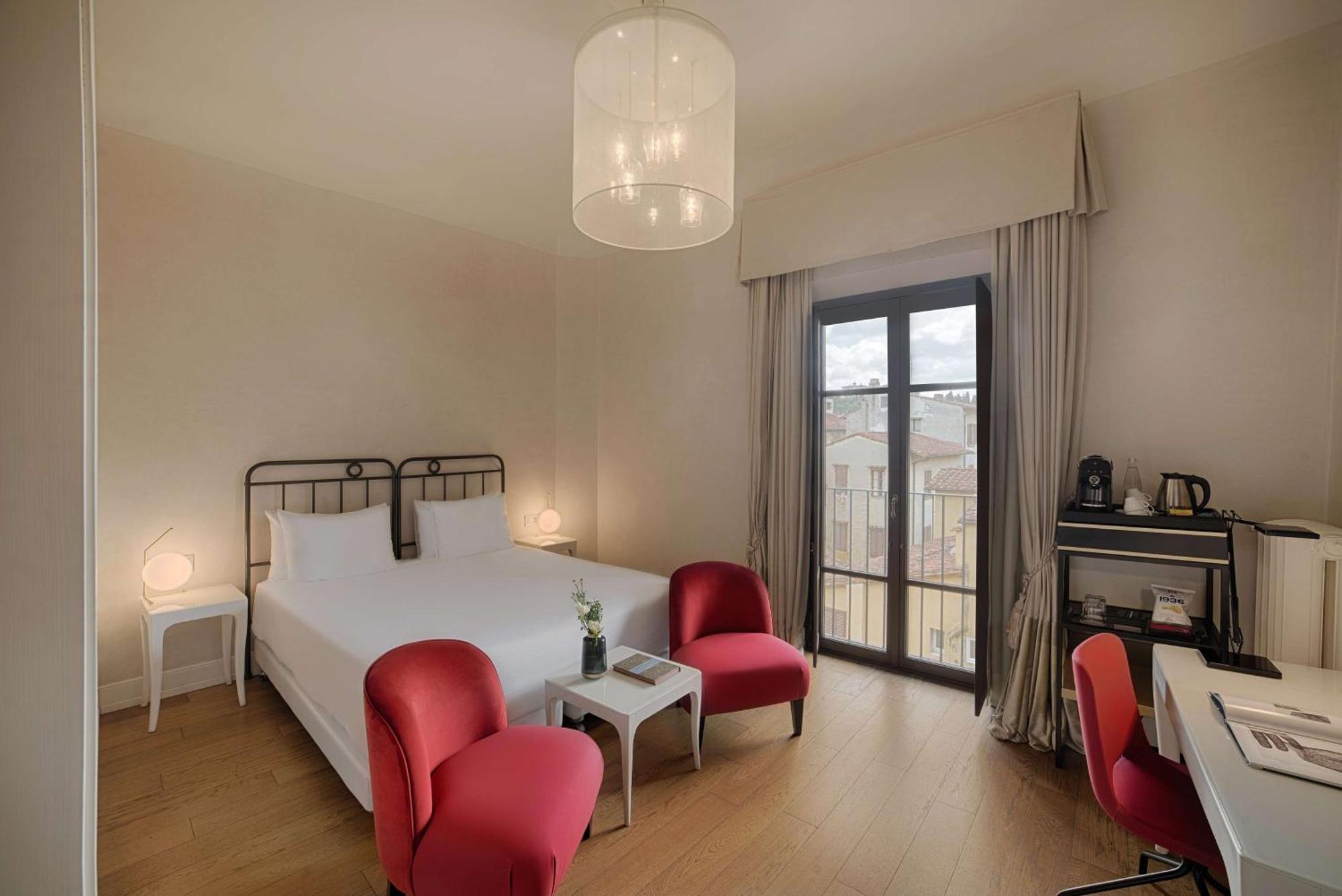 Nh Collection Porta Rossa Hotel 5*