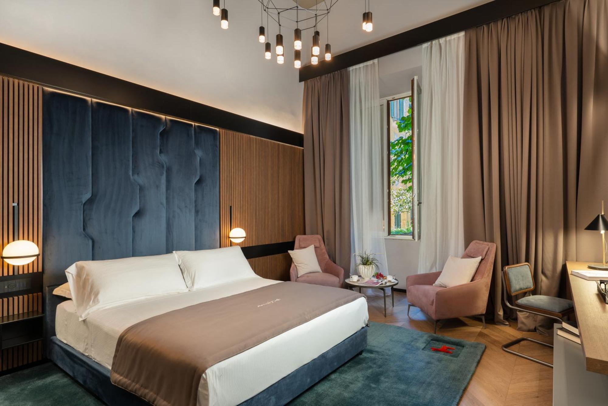 Arts & Crafts Luxury Bed & Breakfast