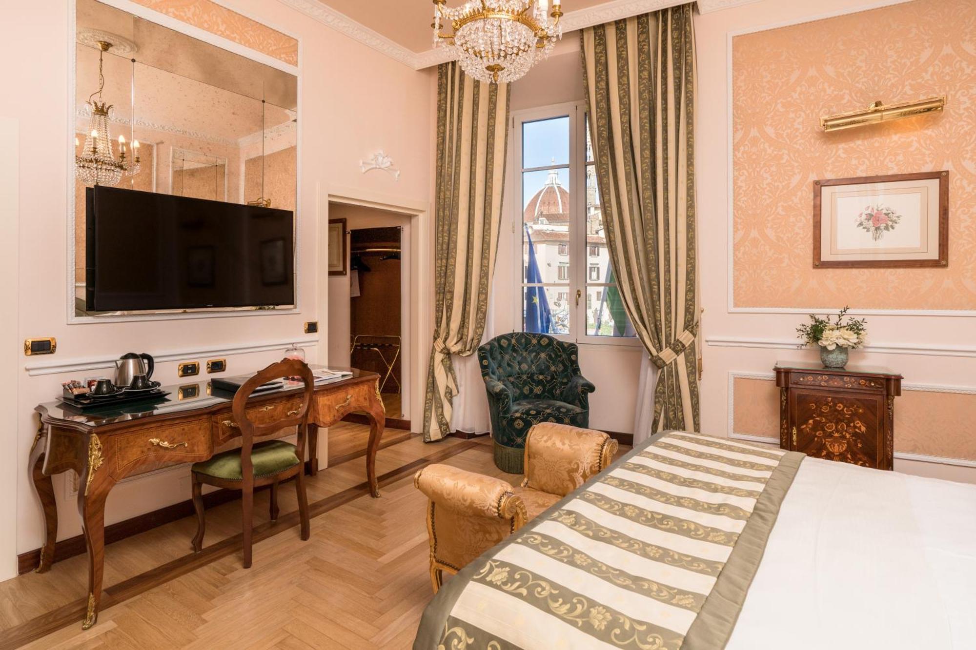 Bernini Palace Hotel 5*