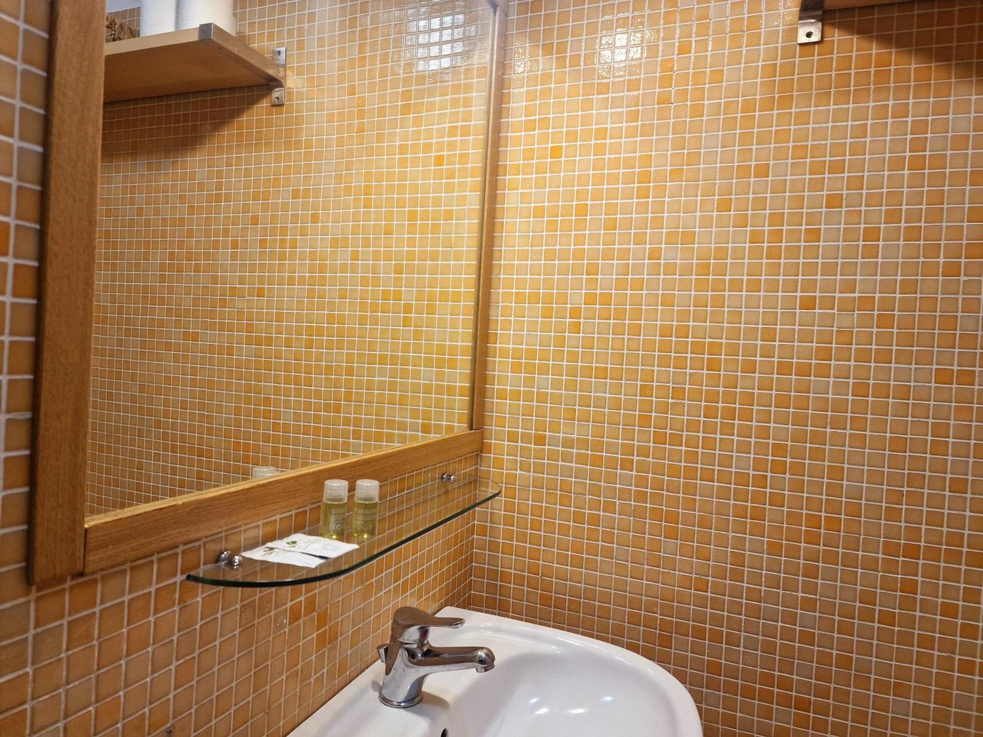 Gasthuis Au Jardin De Florence, 3 Bedrooms, 3 Bathrooms&1 Garden *