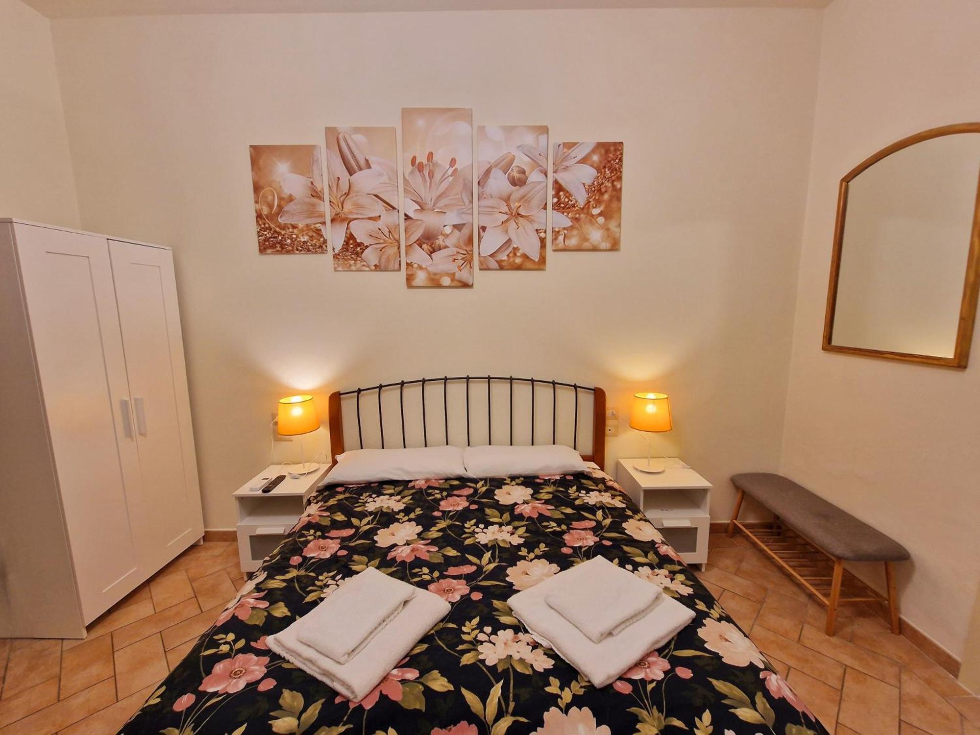 Au Jardin De Florence, 3 Bedrooms, 3 Bathrooms&1 Garden