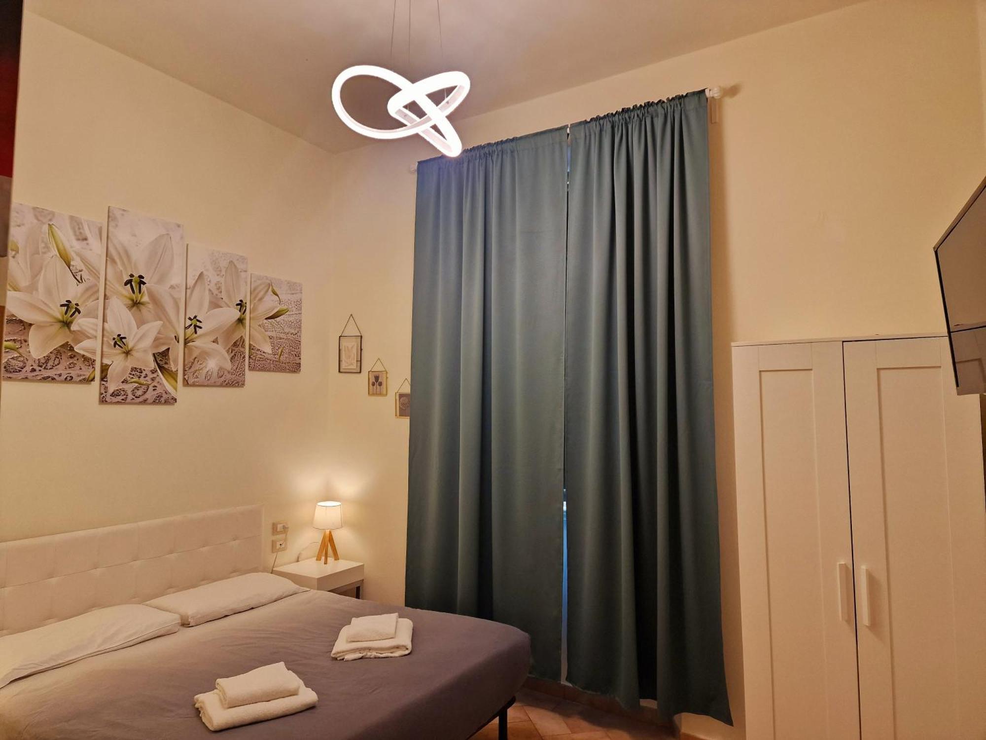 Au Jardin De Florence, 3 Bedrooms, 3 Bathrooms&1 Garden Gasthuis