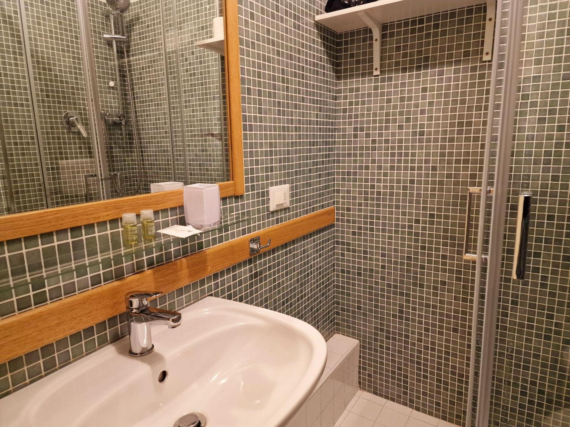 Au Jardin De Florence, 3 Bedrooms, 3 Bathrooms&1 Garden *