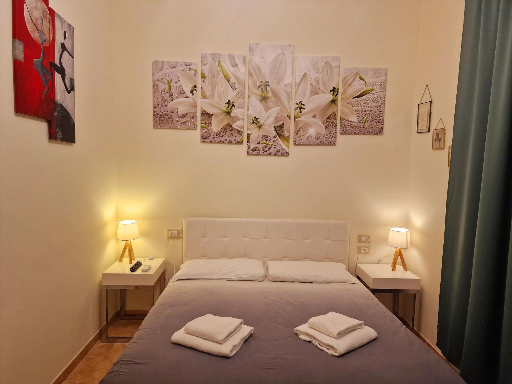 Au Jardin De Florence, 3 Bedrooms, 3 Bathrooms&1 Garden Florence